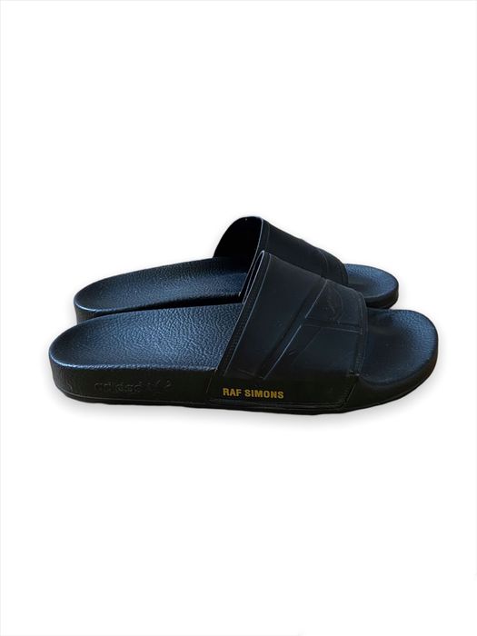 Raf simons x adidas store bunny adilette slides price