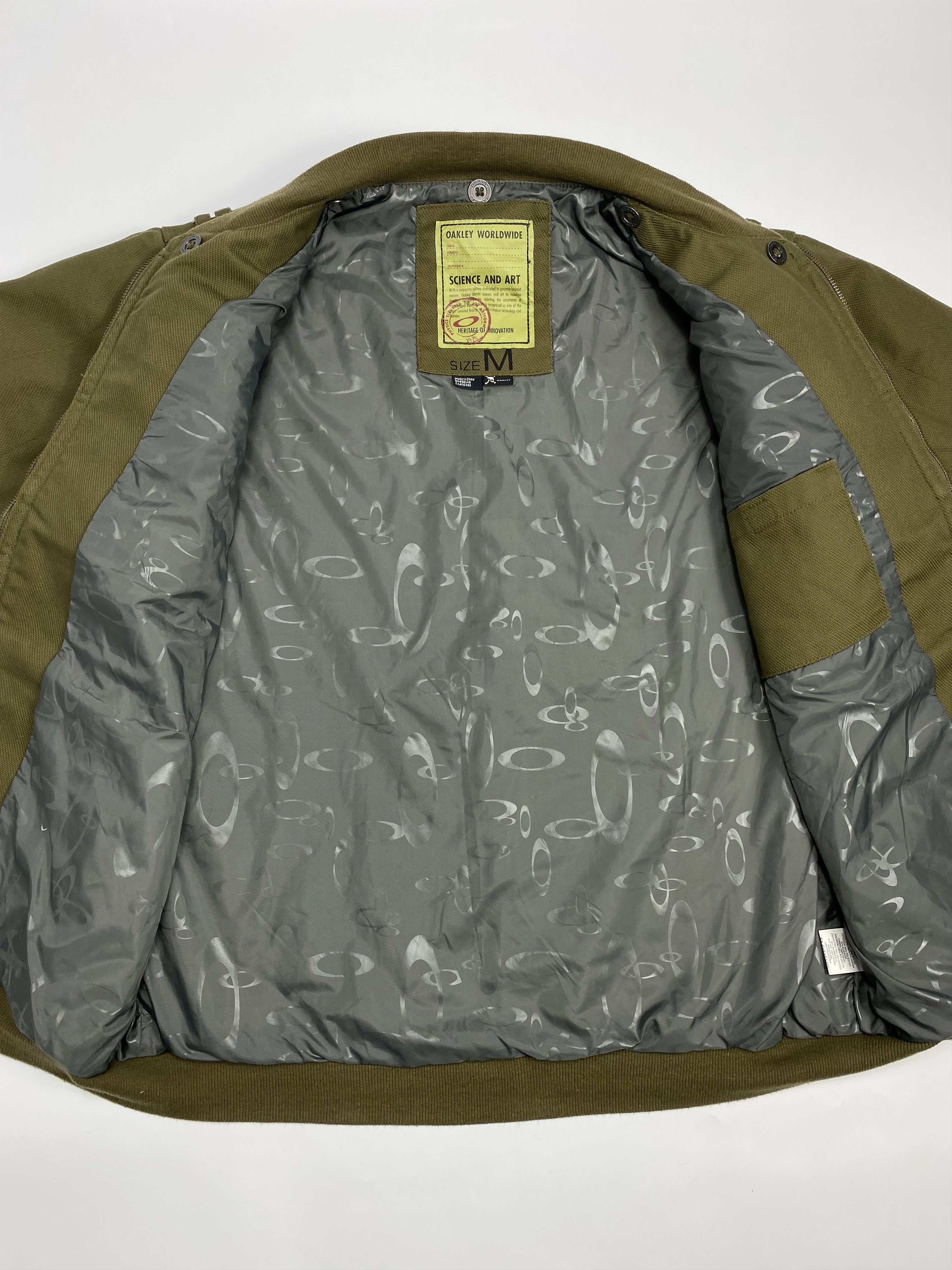 Japanese Brand × Oakley Oakley Y2K Military Multipocket Utility Padded Bomber Size US M / EU 48-50 / 2 - 7 Thumbnail