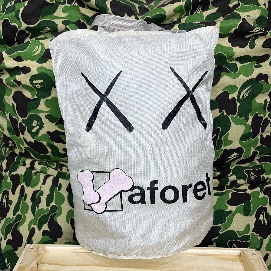 Kaws 2002 Kaws x Laforet Creme Nylon Tote Bag Size ONE SIZE - 2 Thumbnail