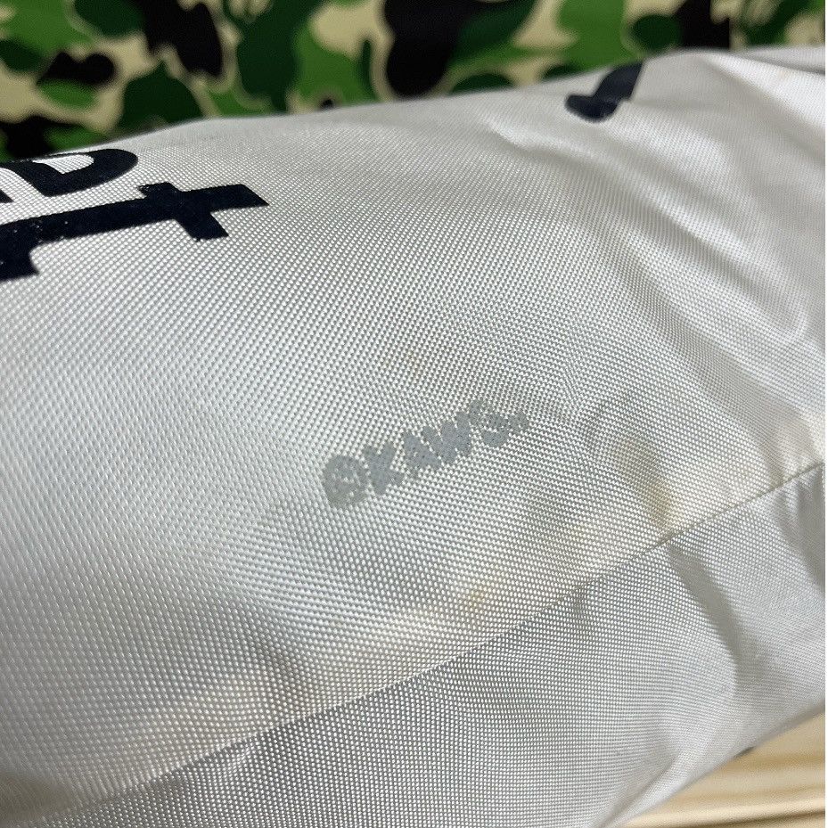 Kaws 2002 Kaws x Laforet Creme Nylon Tote Bag Size ONE SIZE - 5 Thumbnail