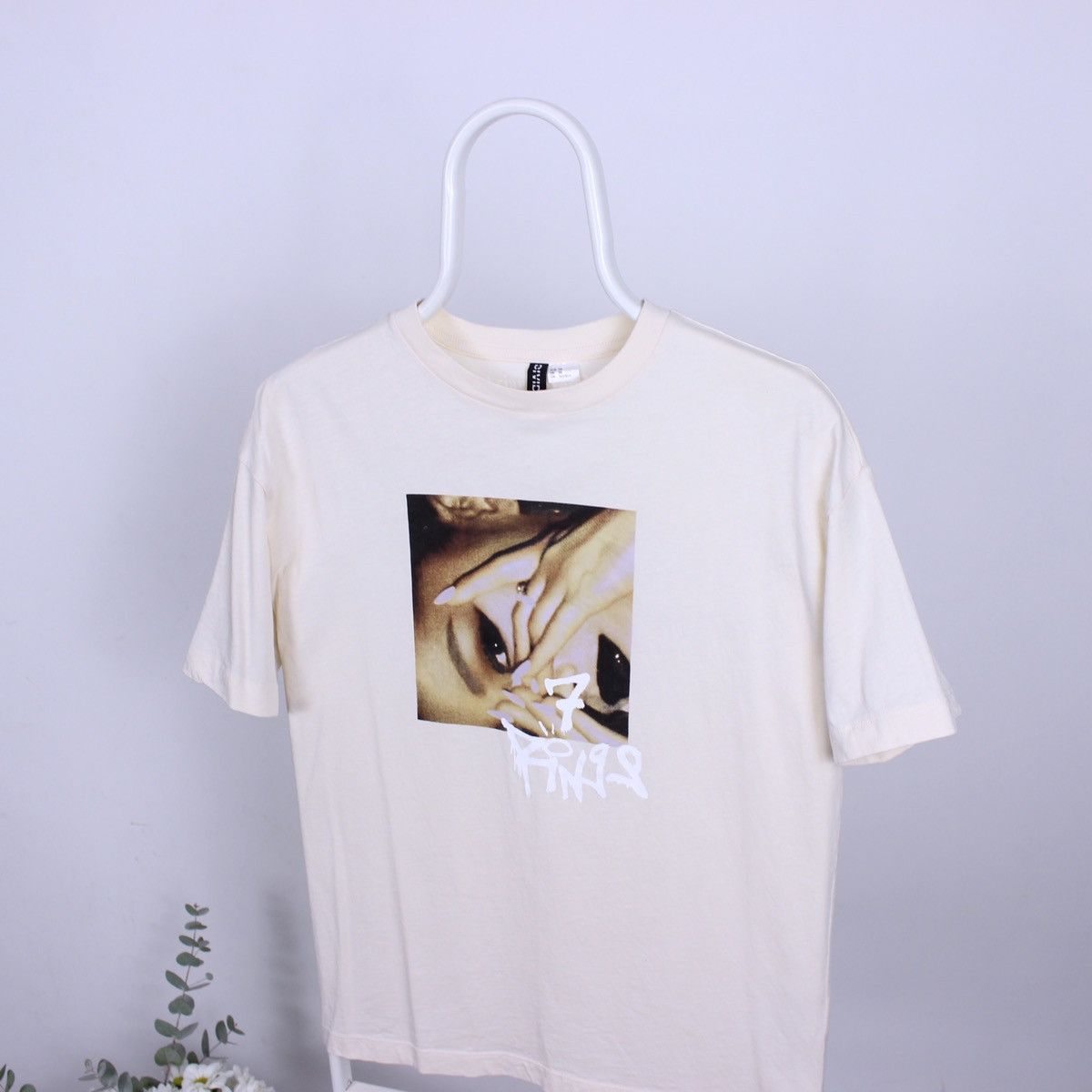 Band Tees Ariana Grande Sweetener Short Sleeve T-shirt Top Size US XS / EU 42 / 0 - 1 Thumbnail