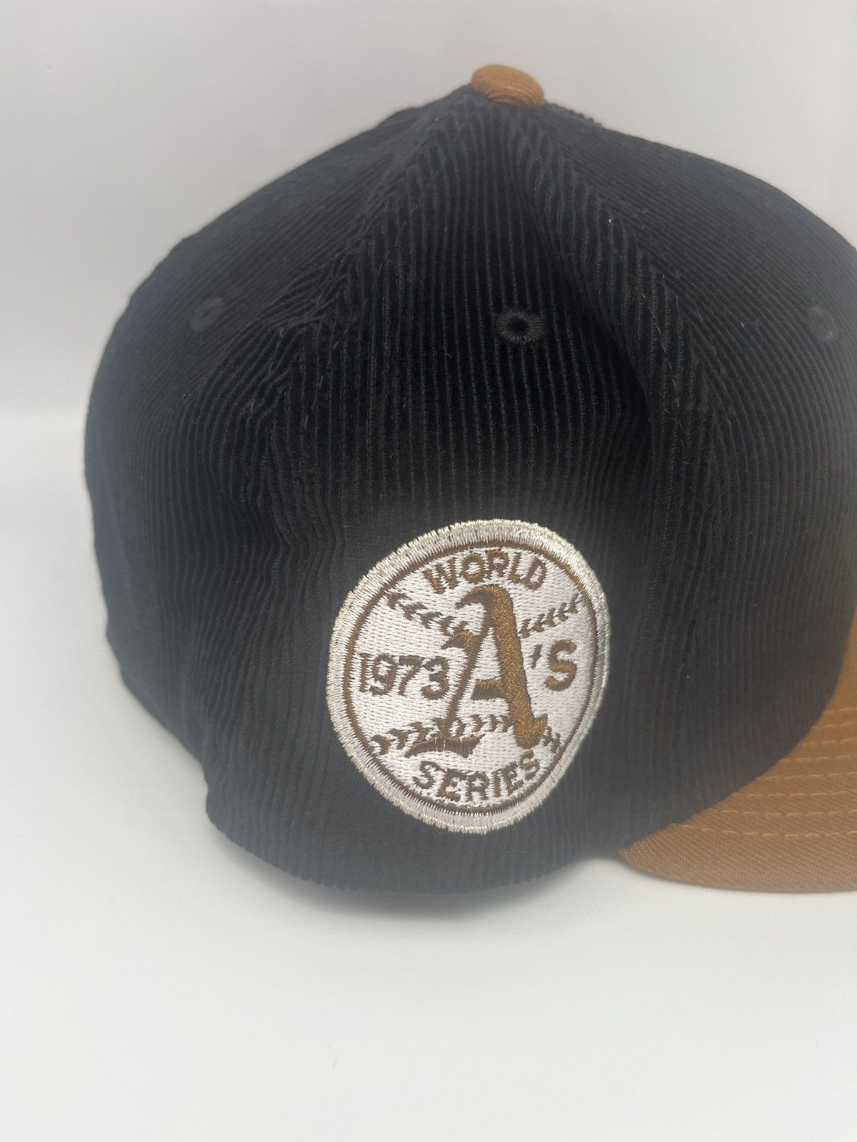 MLB × New Era Corduroy Oakland A’s 7 3/8 too $hort aux pack hyphy hat Size ONE SIZE - 3 Thumbnail