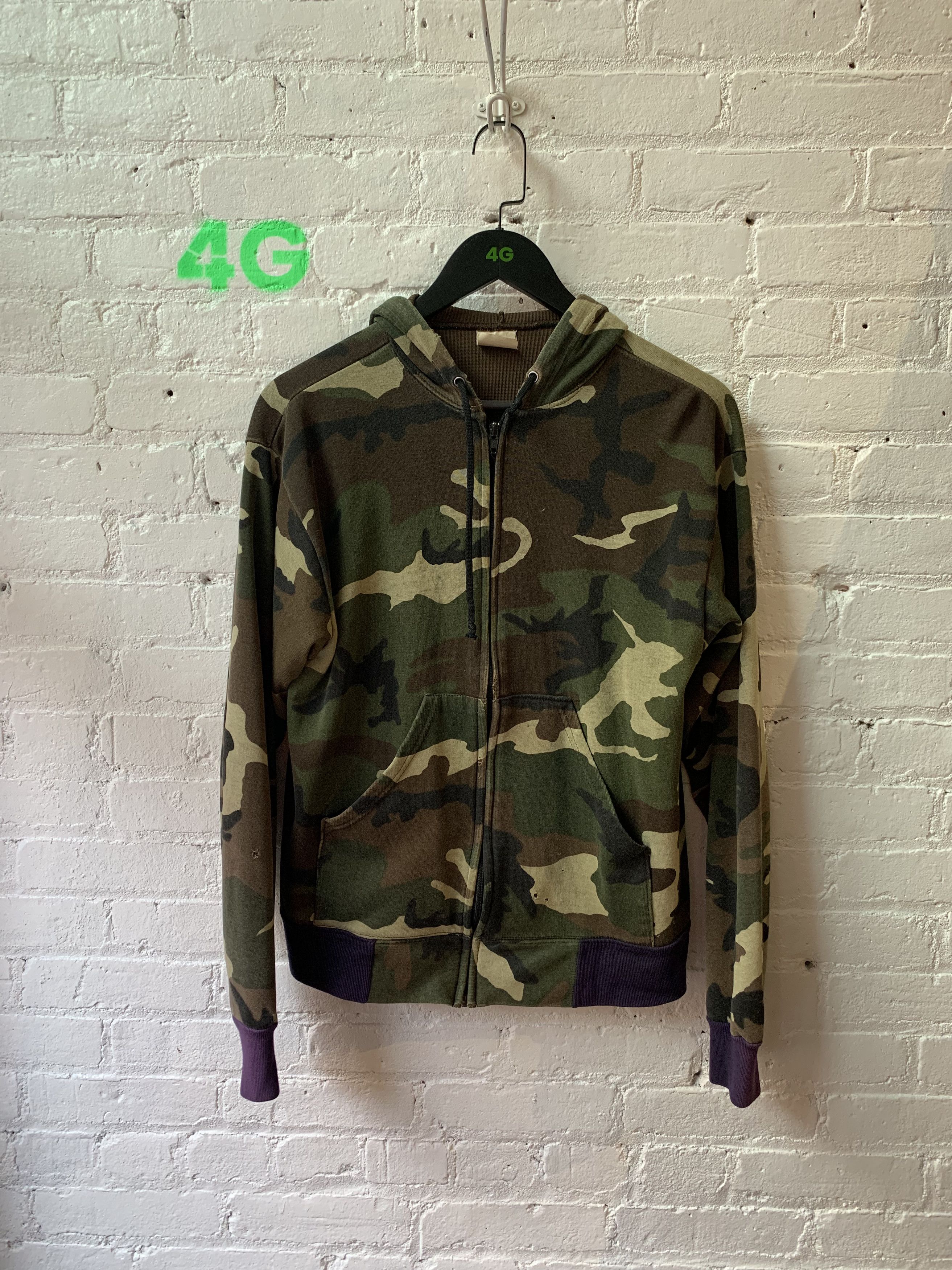 Thin camo hoodie sale