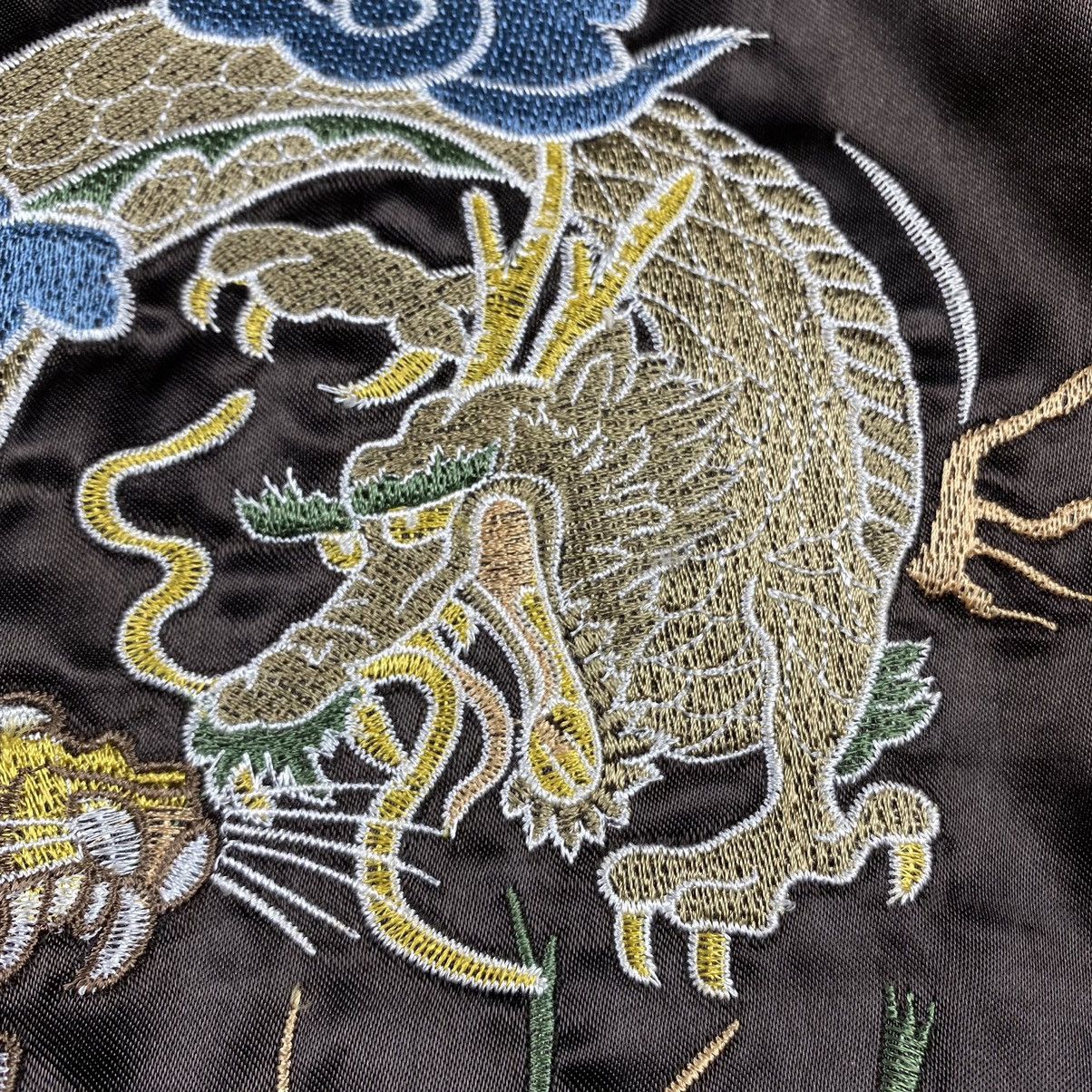 Japanese Brand Vintage Japanese Traditional Nylon Jacket Dragon Tiger Hype Size US L / EU 52-54 / 3 - 18 Thumbnail