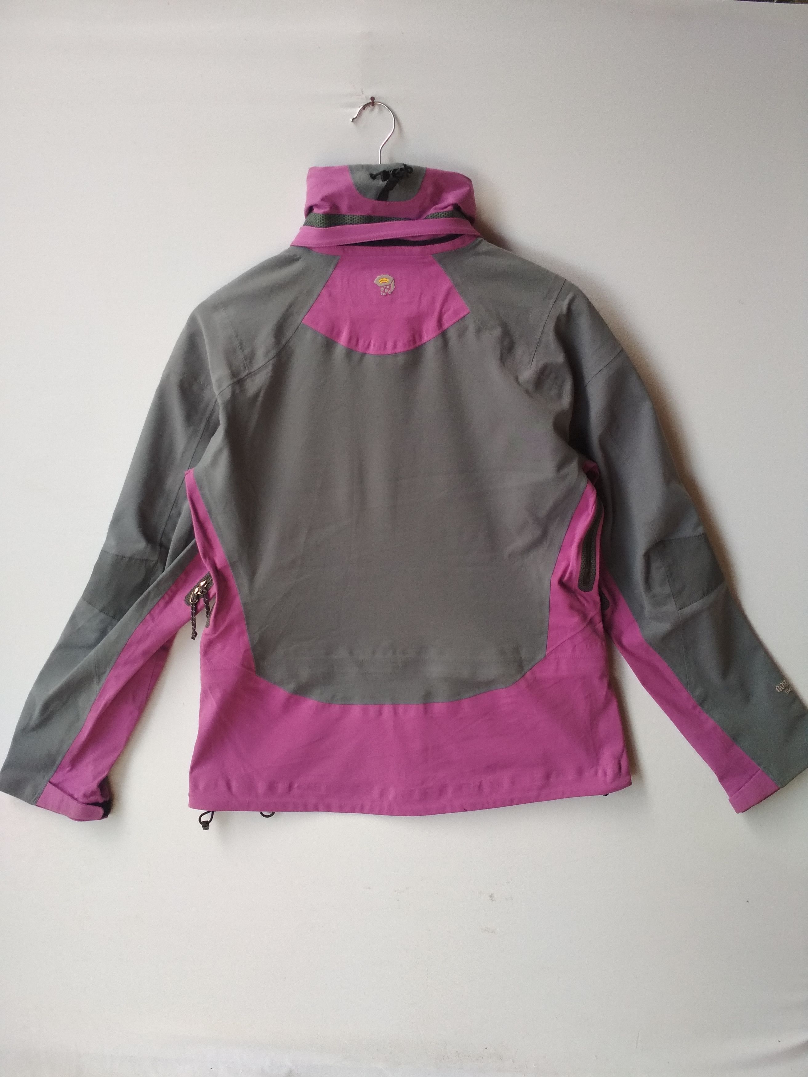 Goretex MOUNTAIN HARDWEAR GORETEX VELCRO STRAP SOFTSHELL JACKET Size US S / EU 44-46 / 1 - 5 Thumbnail