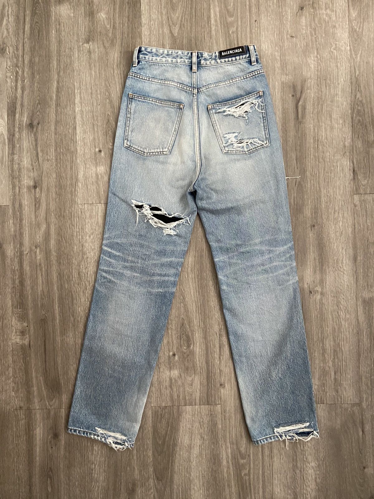 Balenciaga Balenciaga Trompe l'oeil Distressed Boyfriend Denim Jeans Size 25" / US 0 / IT 36 - 3 Thumbnail