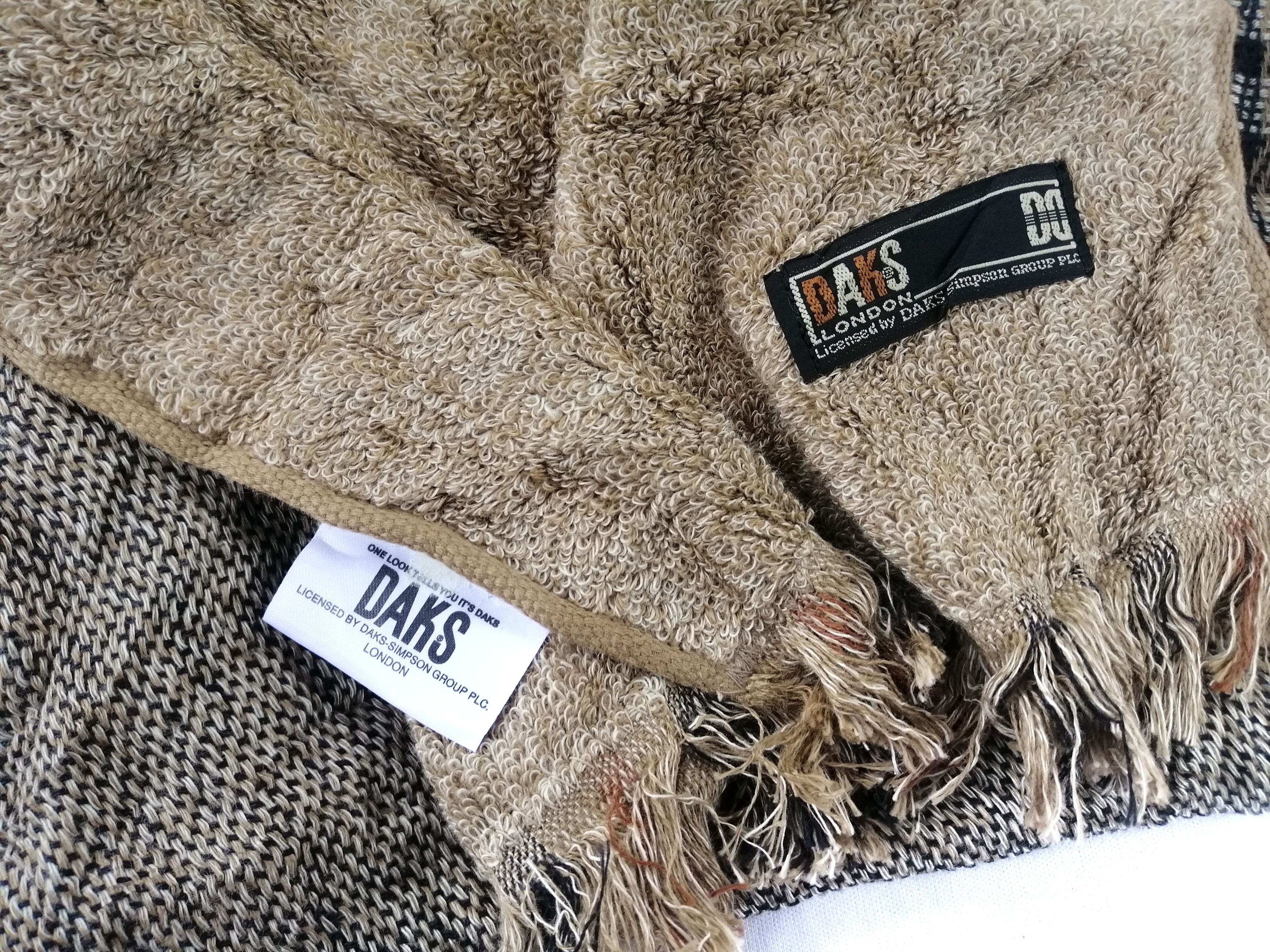 DAKS Designer Daks London Muffler Scraf Size ONE SIZE - 7 Thumbnail
