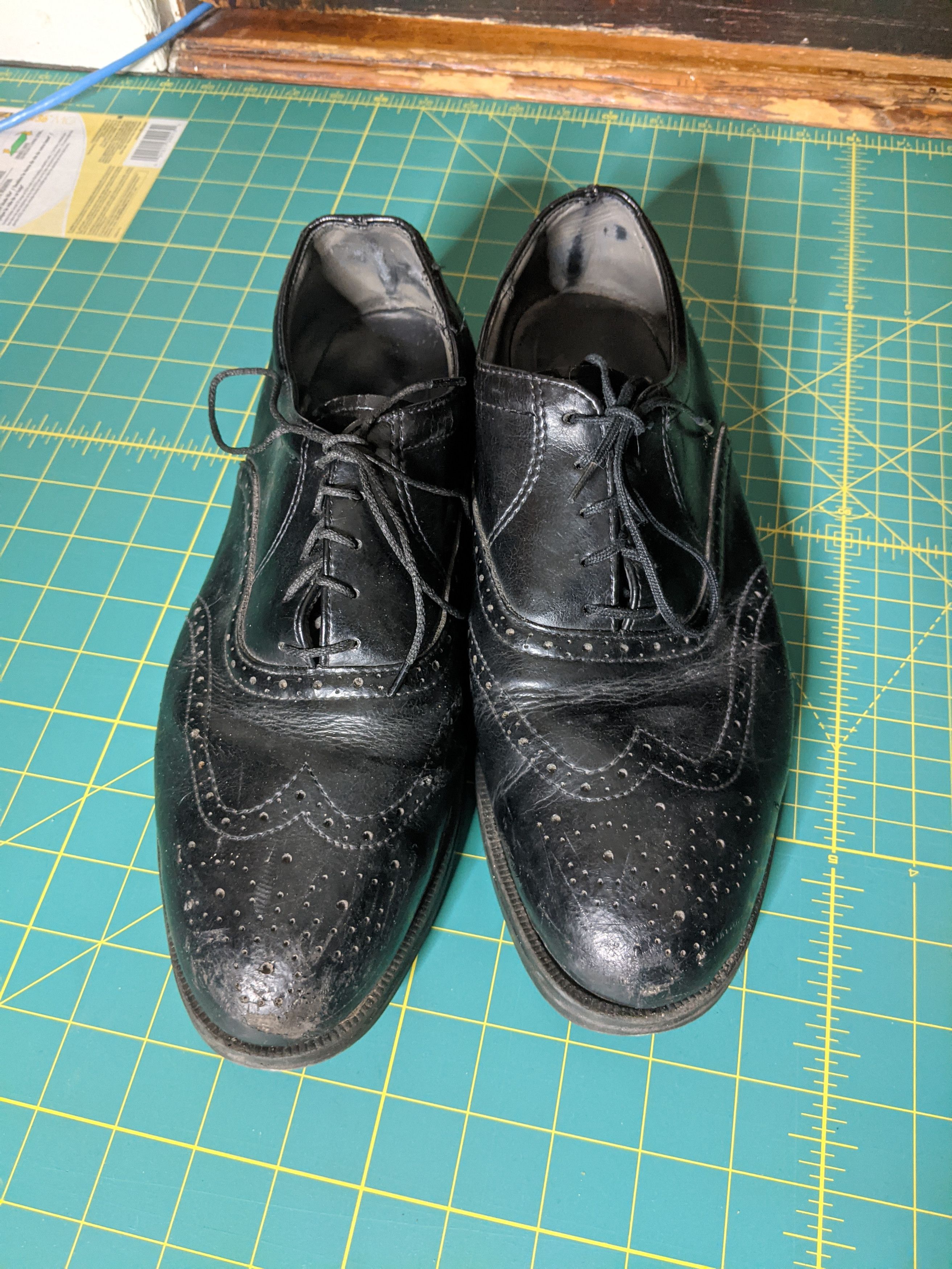 Red Wing Black leather brogues vintage made in USA Size US 9 / EU 42 - 8 Thumbnail