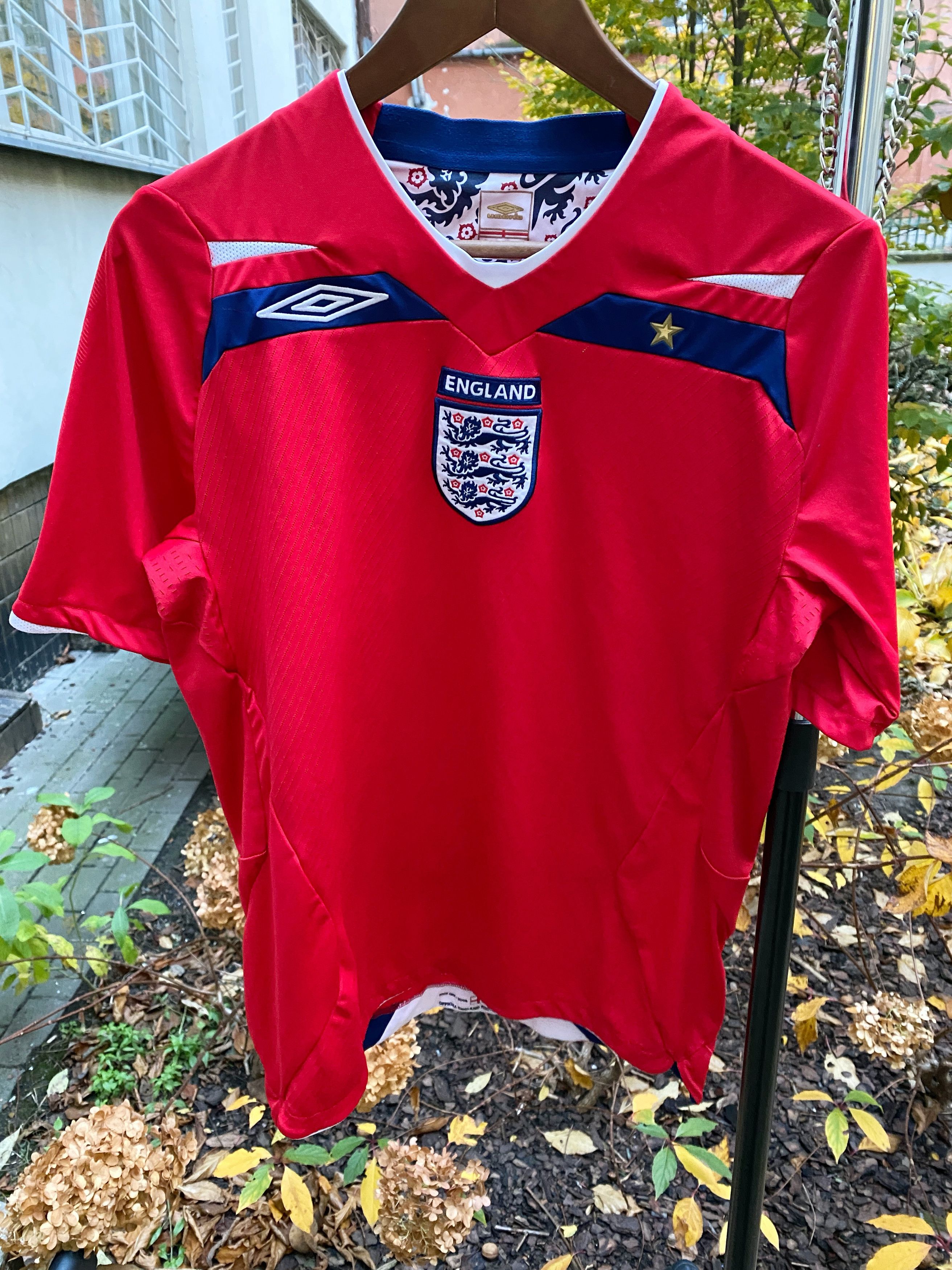 England UMBRO away 2008 football kit soccer jersey size M
