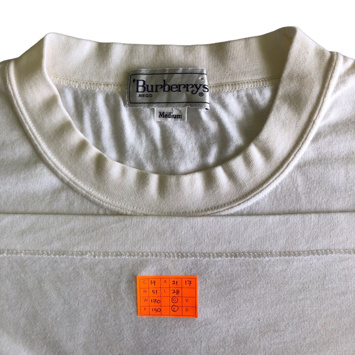 Burberry Vintage Burberrys Embroidery Tshirt Size US L / EU 52-54 / 3 - 5 Thumbnail