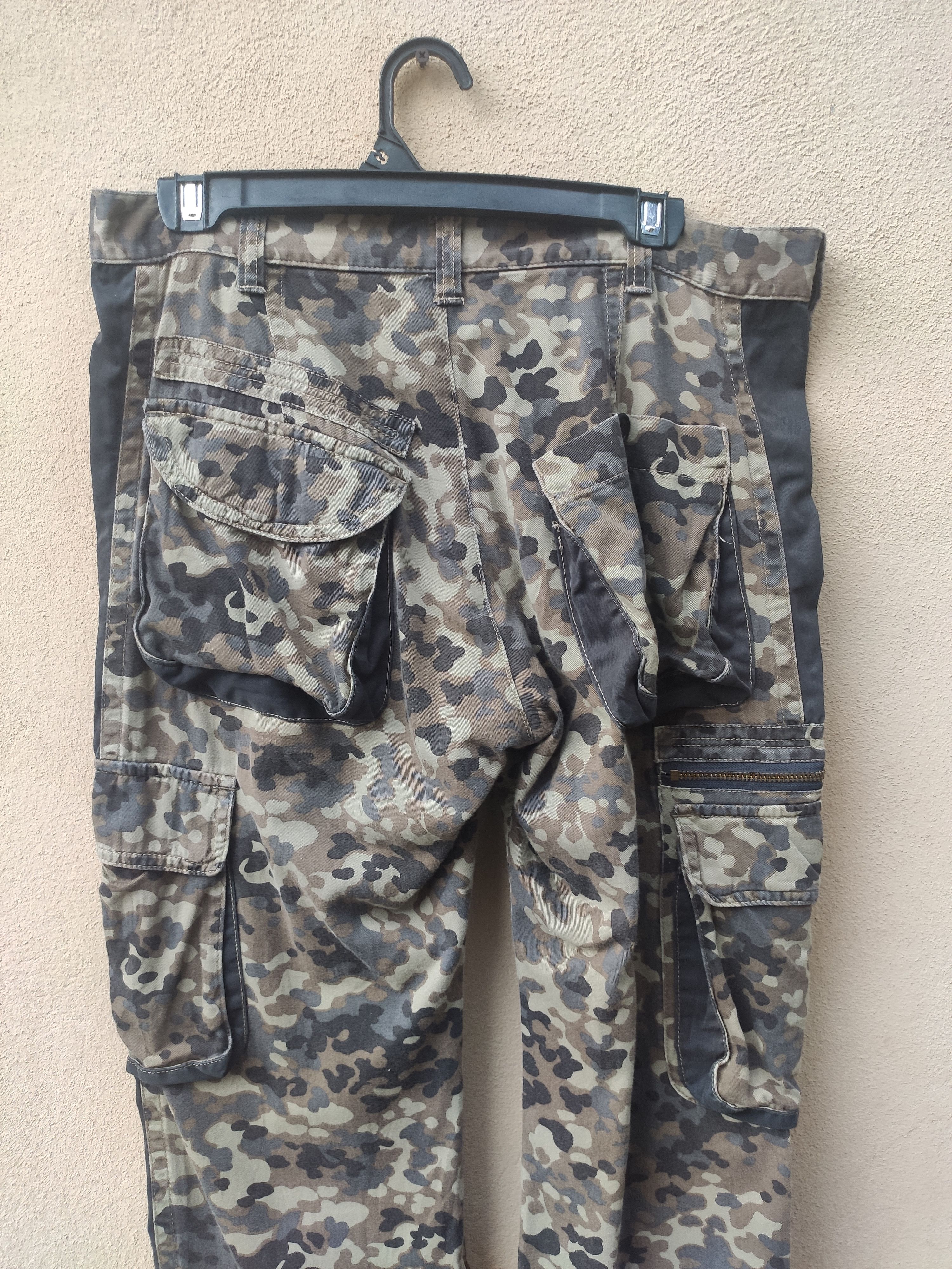 Japanese Brand First Blow cargo pants Camouflage Size US 33 - 10 Thumbnail