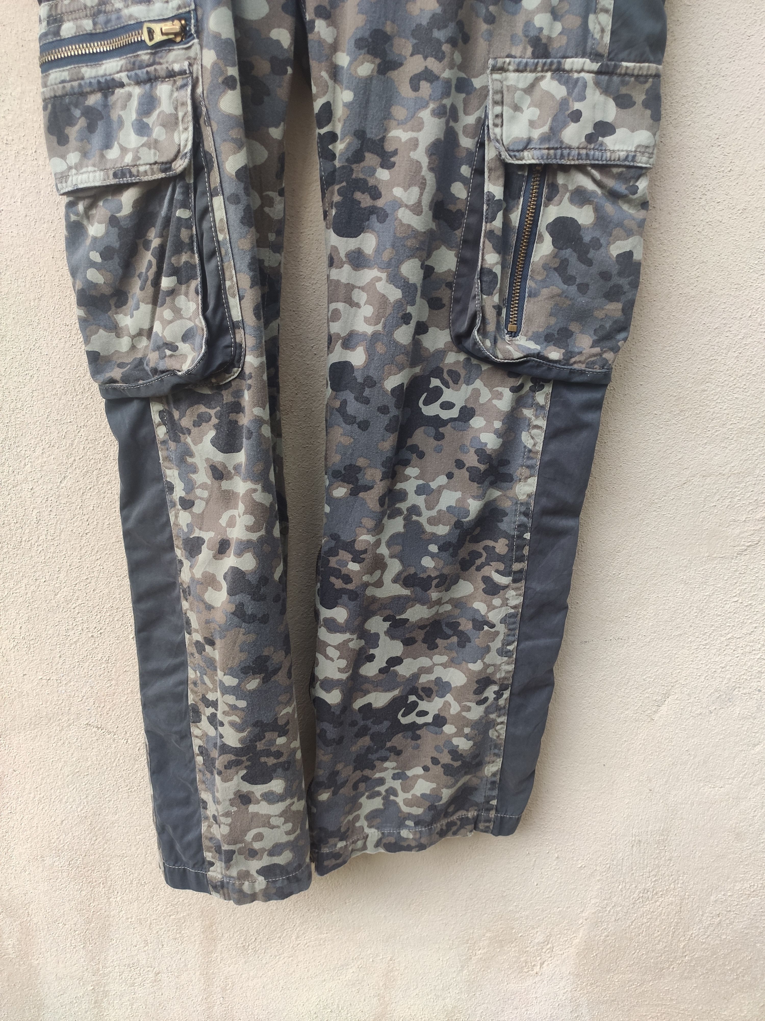 Japanese Brand First Blow cargo pants Camouflage Size US 33 - 14 Thumbnail
