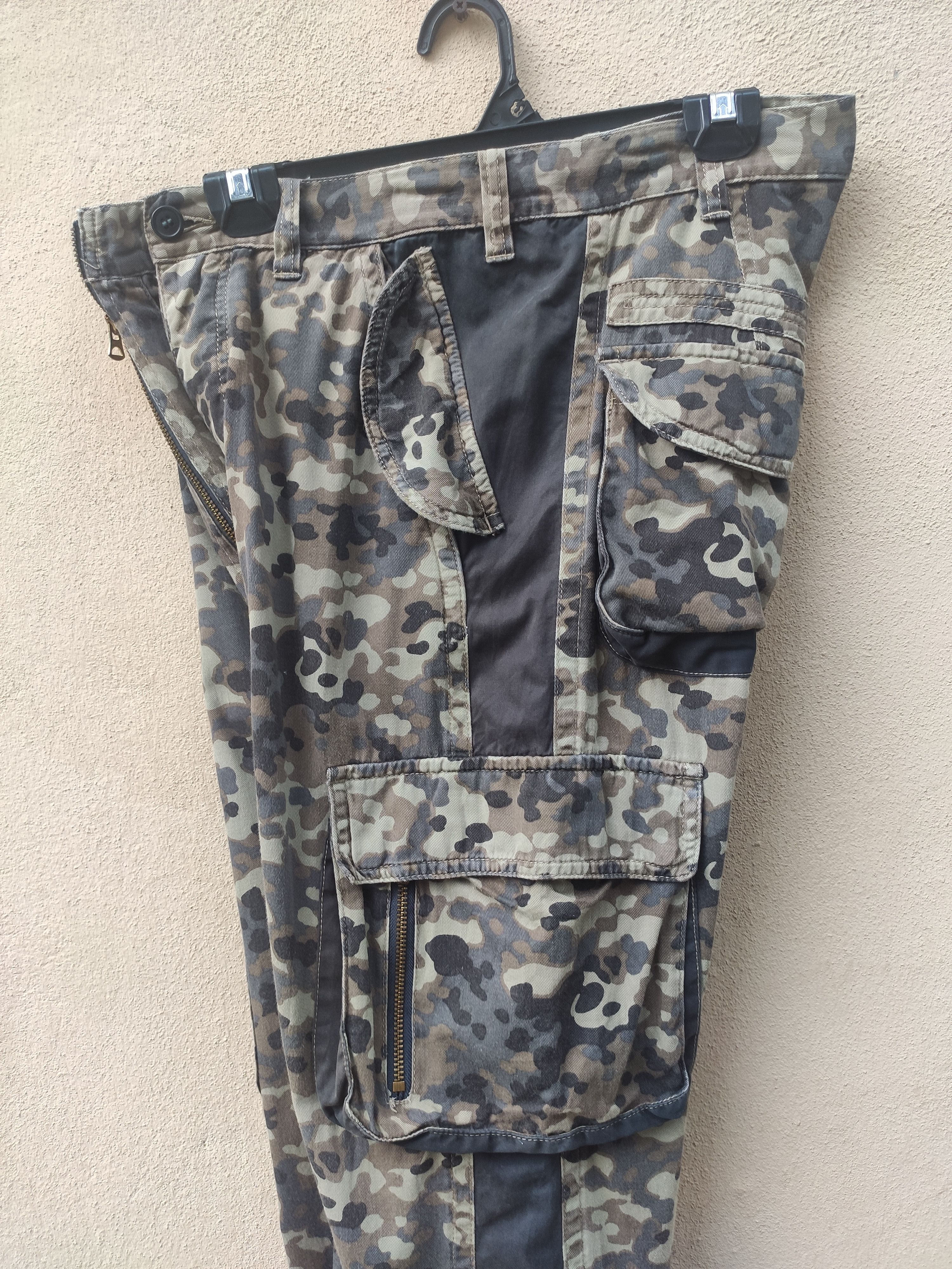 Japanese Brand First Blow cargo pants Camouflage Size US 33 - 7 Thumbnail