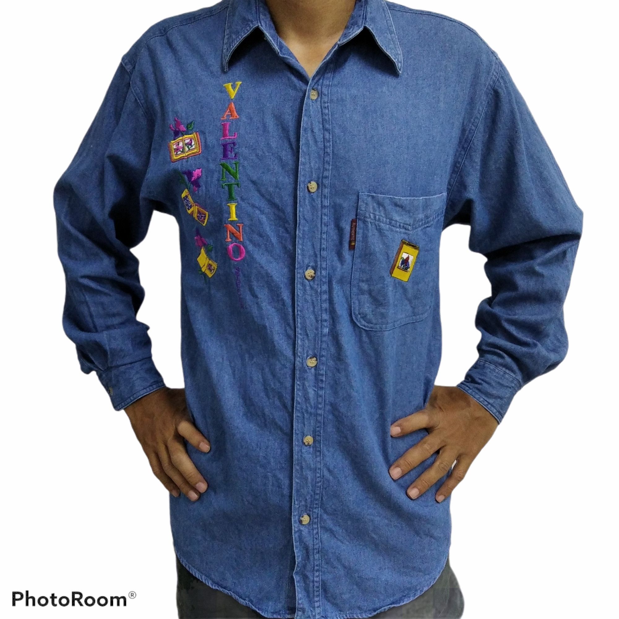 Valentino × Vintage Vintage Valentino Stella Denim Button Up Size US M / EU 48-50 / 2 - 3 Thumbnail