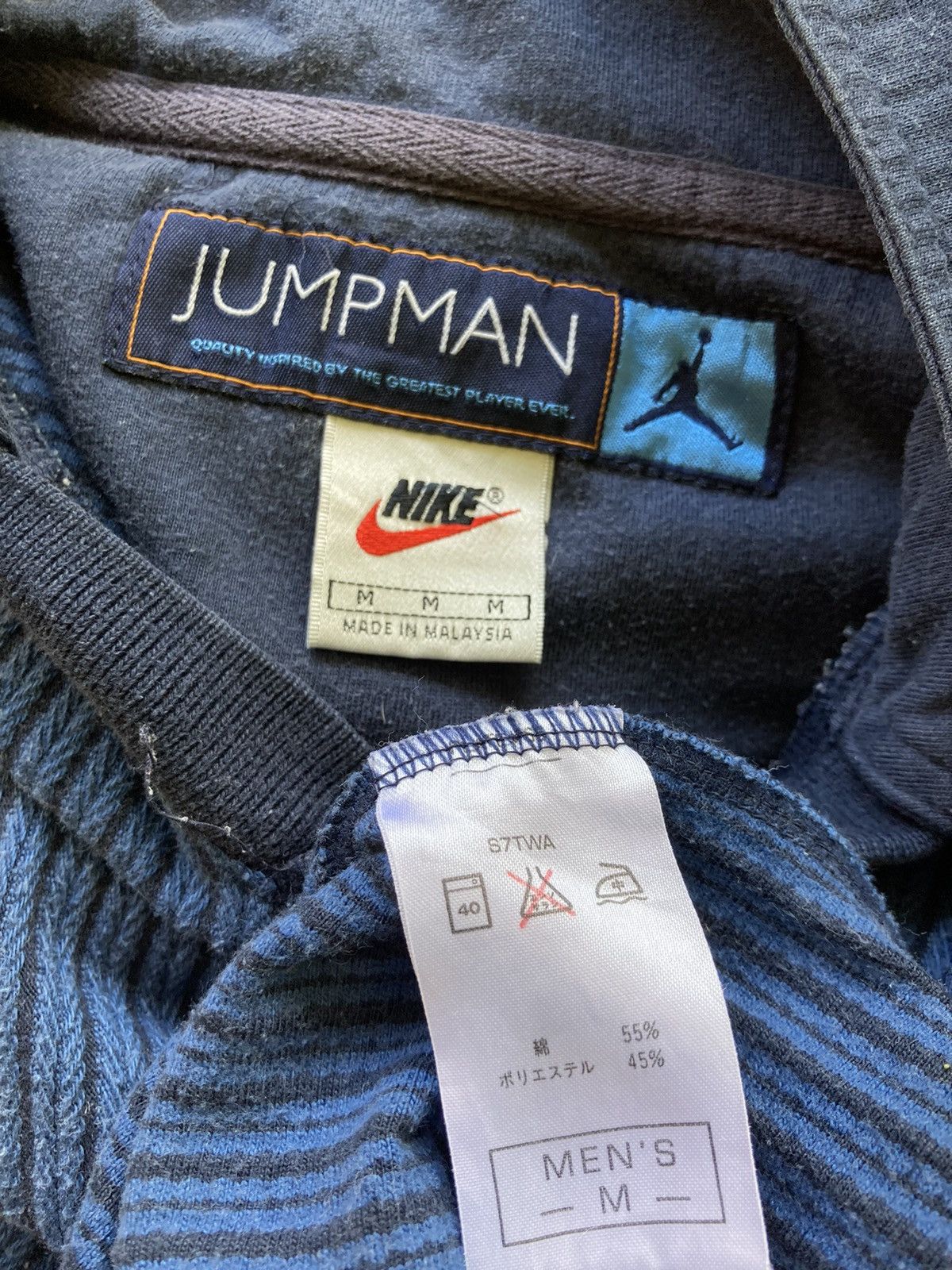 Jordan Brand VINTAGE NIKE JUMPMAN COLLAR SHIRT Size US M / EU 48-50 / 2 - 5 Thumbnail