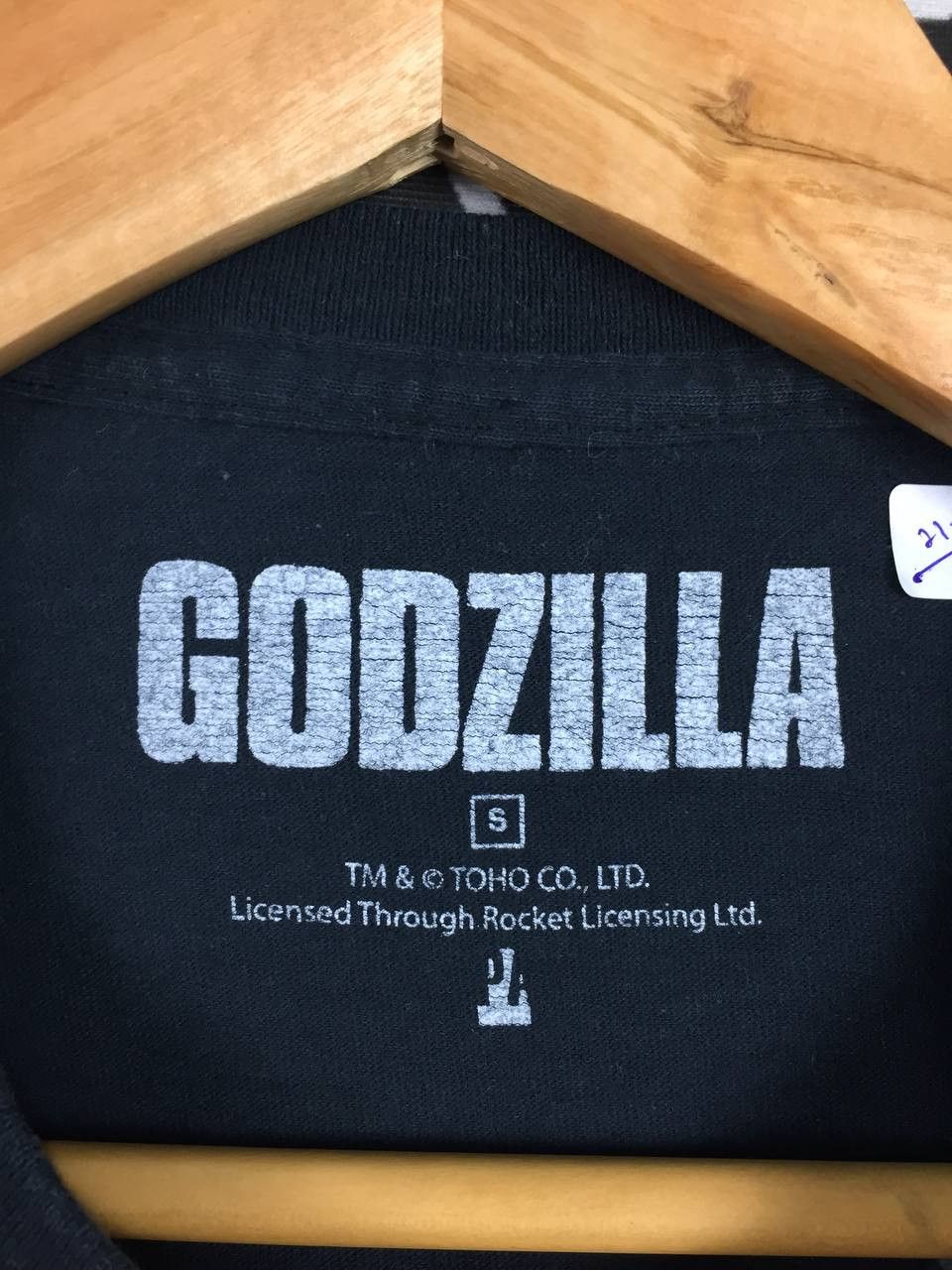 Vintage Godzilla Movie Film Overprint Graphic Tee Size US S / EU 44-46 / 1 - 7 Thumbnail