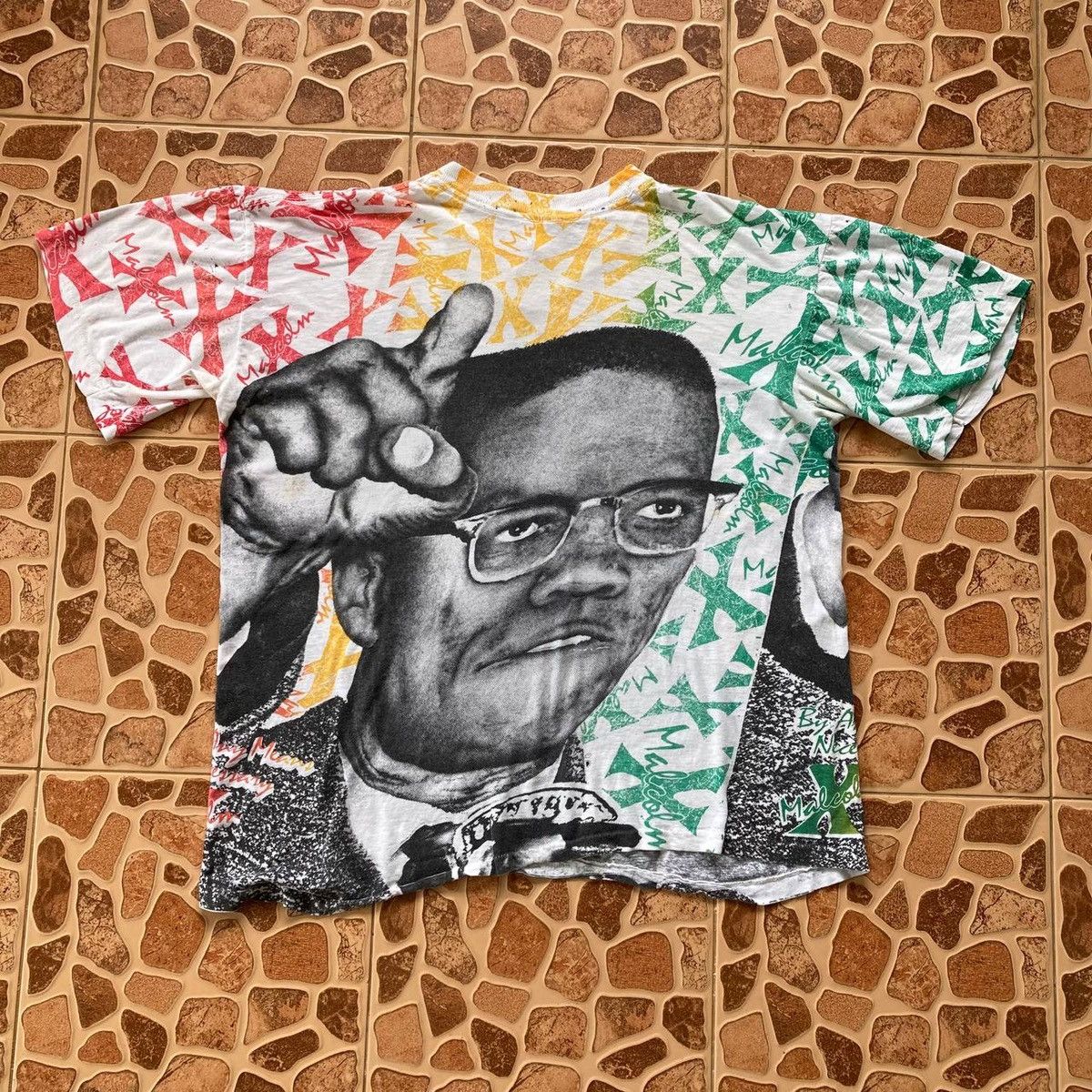 Band Tees × Vintage Vintage 90s Malcom X Overprint Tee Size US XL / EU 56 / 4 - 2 Thumbnail