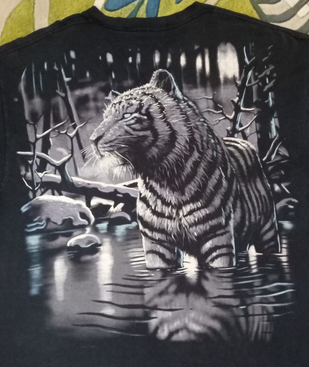 Habitat × Liquid Blue × Vintage Vintage 90s Liquid Blue White Tiger T-shirt Size US XXL / EU 58 / 5 - 5 Thumbnail