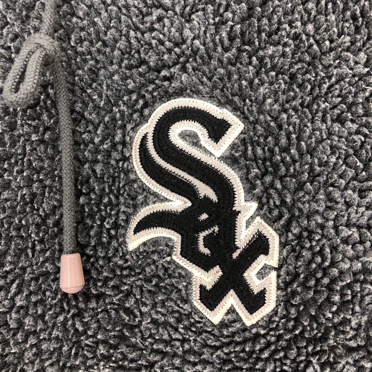 MLB × Vintage Vintage Mlb Chicago White Sox Faux Fur Hoodie Size US L / EU 52-54 / 3 - 3 Thumbnail