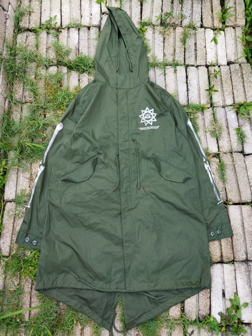 Japanese Brand Japanese Skulls Skeleton Punk Style Parka Jacket Size US L / EU 52-54 / 3 - 7 Thumbnail