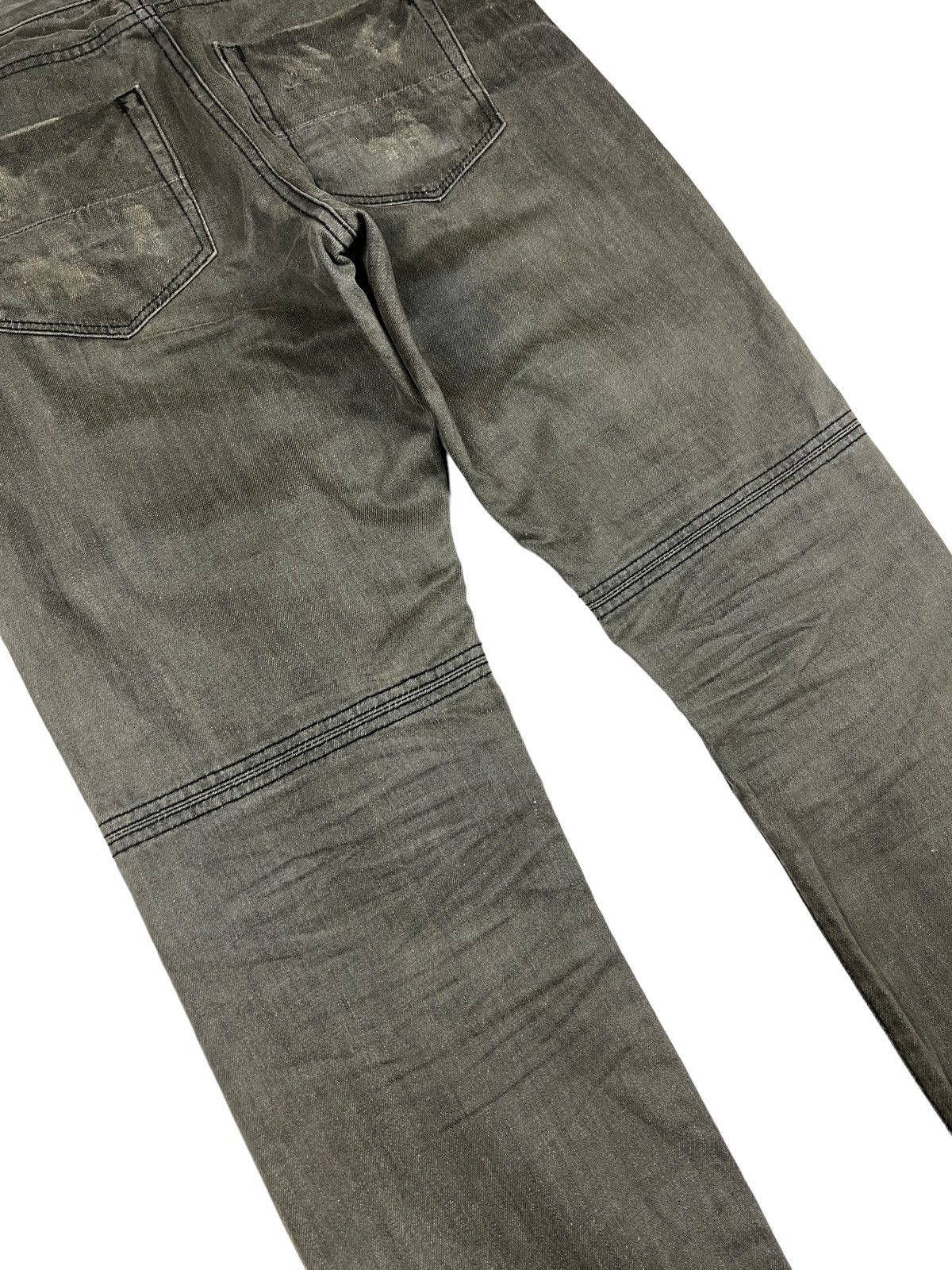 semanticdesign Semantic Design 🇯🇵 Distressed Denim Undercover Size US 35 - 8 Thumbnail