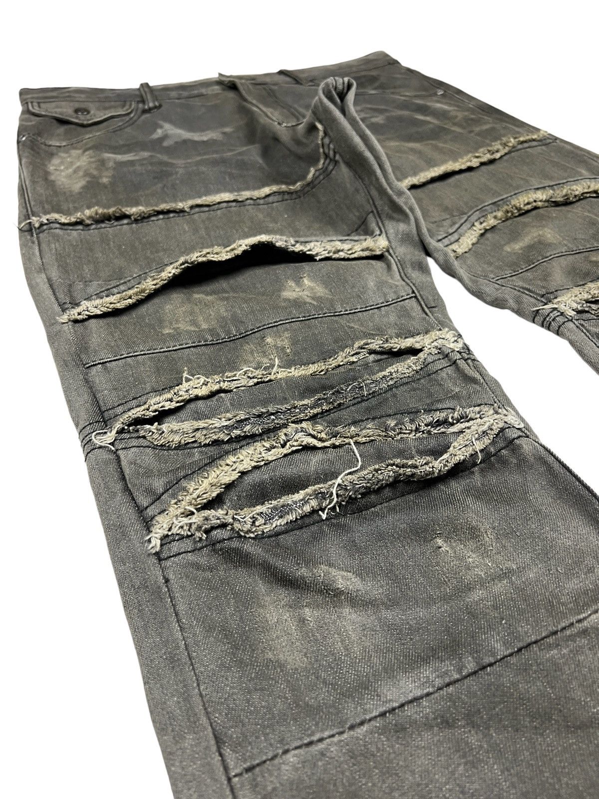 semanticdesign Semantic Design 🇯🇵 Distressed Denim Undercover Size US 35 - 14 Thumbnail