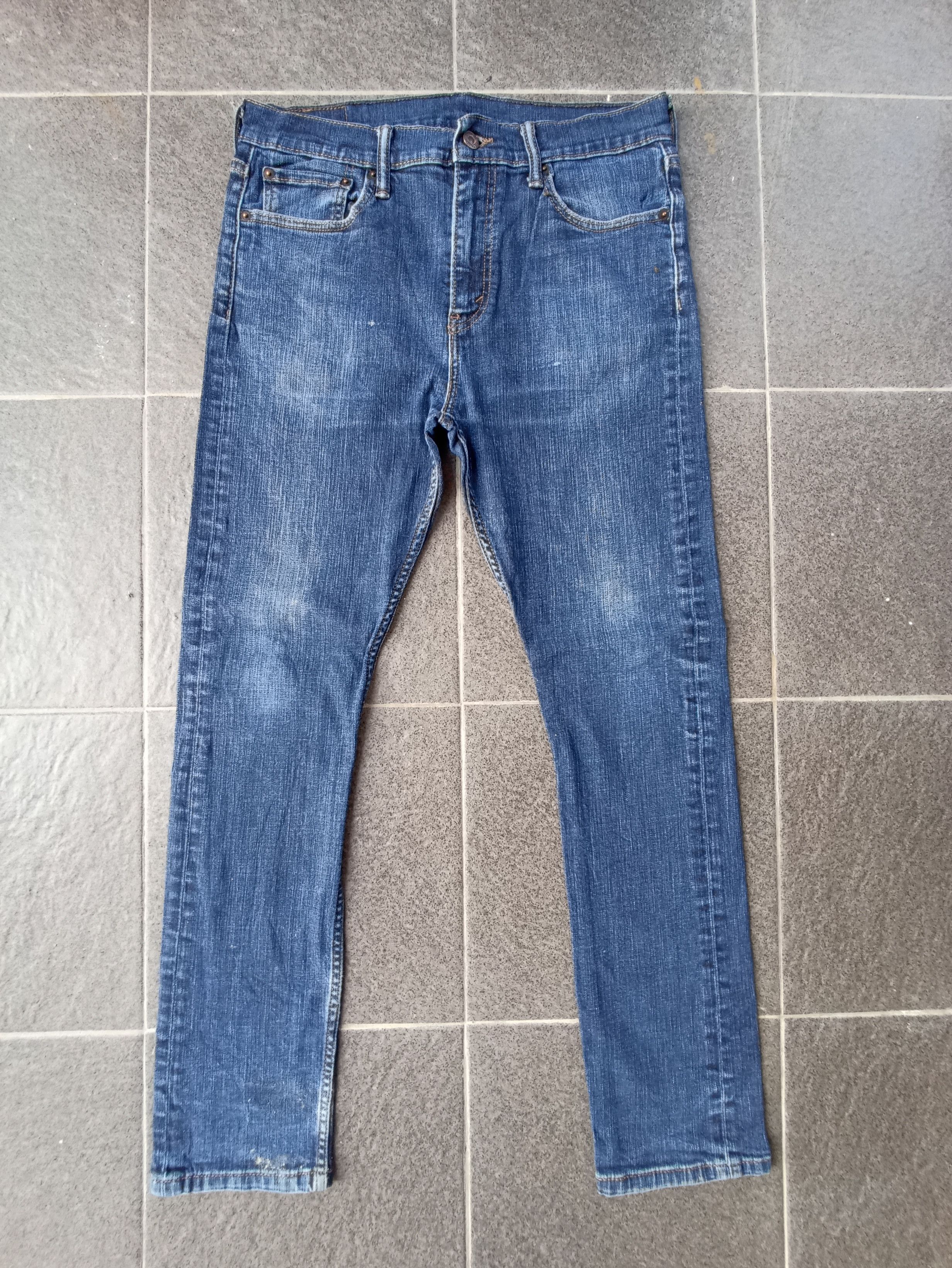 image of Vintage Levis 510 Dark Blue Wash Skinny Jeans - J198, Men's (Size 32)