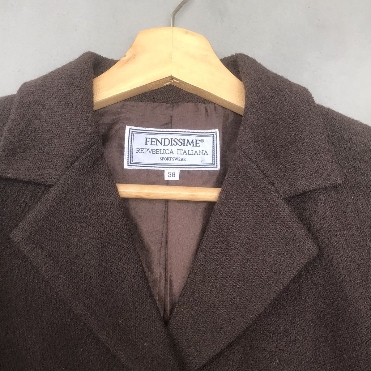 Designer × Fendi × Japanese Brand Vintage Fendissime Coat Blazer Full Button Cashmere material Size XS / US 0-2 / IT 36-38 - 4 Thumbnail