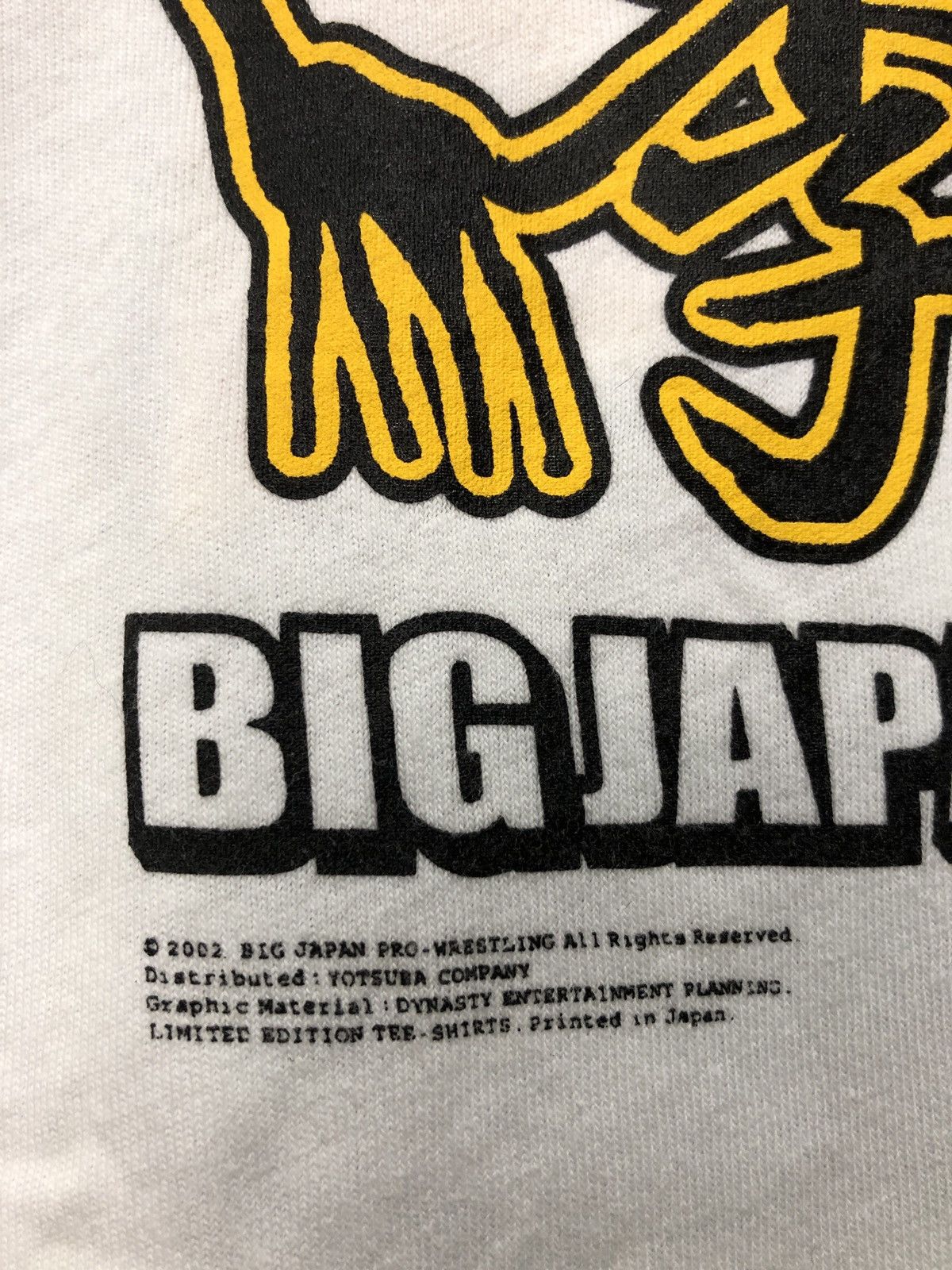Vintage Vintage Great Kojika Kung Fu Lee BJW Wrestling T-Shirt Size US L / EU 52-54 / 3 - 4 Thumbnail