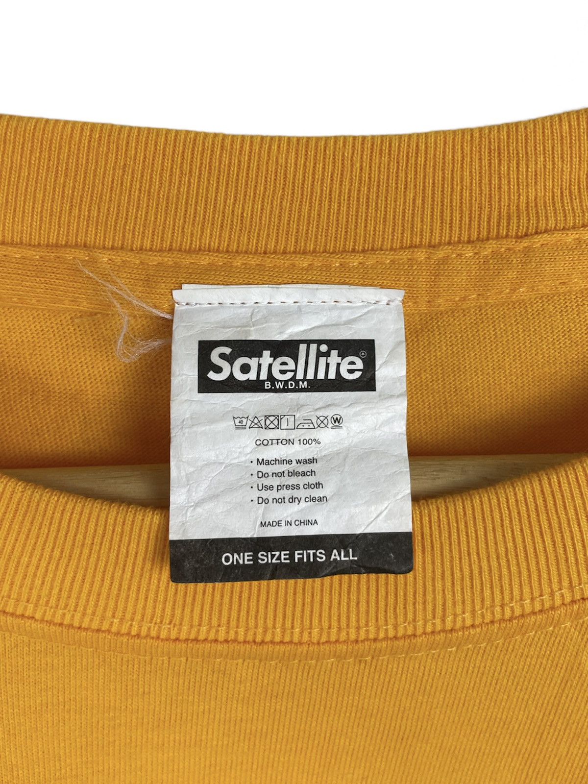 Bellwood Satellite BWDM Colorblock Tee | Japan Streetwear Size US XL / EU 56 / 4 - 3 Thumbnail