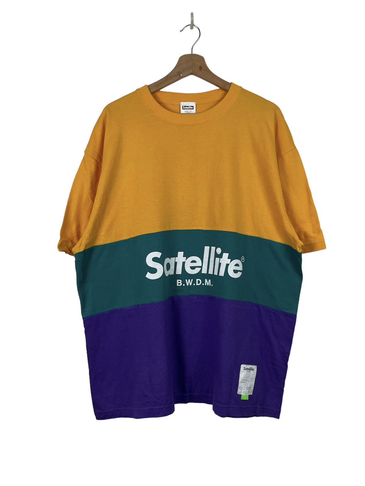 Satellite BWDM Colorblock Tee Japan Streetwear