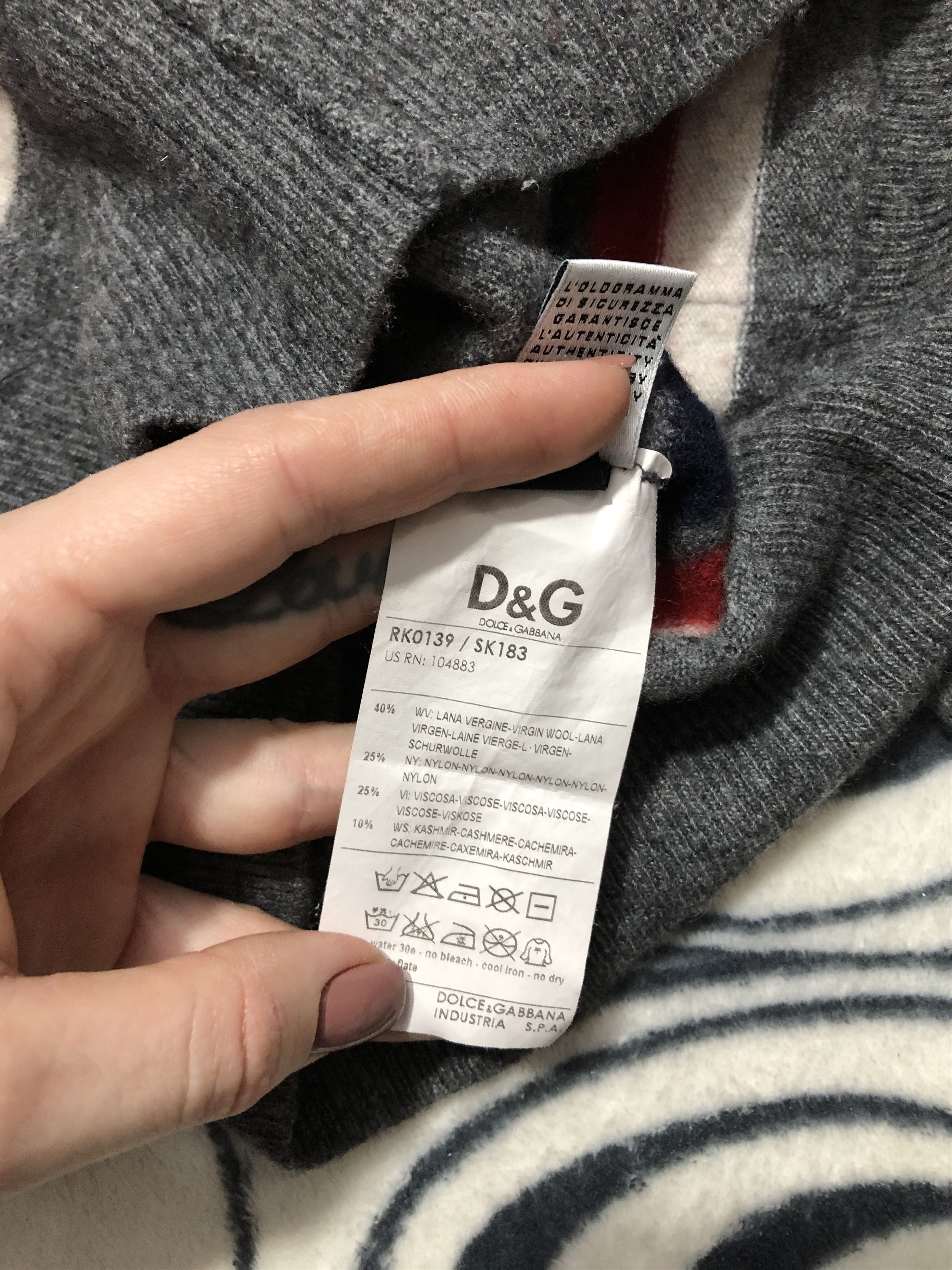 Dolce & Gabbana Dolce & Gabbana Vintage Wool Cardigan Size US S / EU 44-46 / 1 - 8 Thumbnail