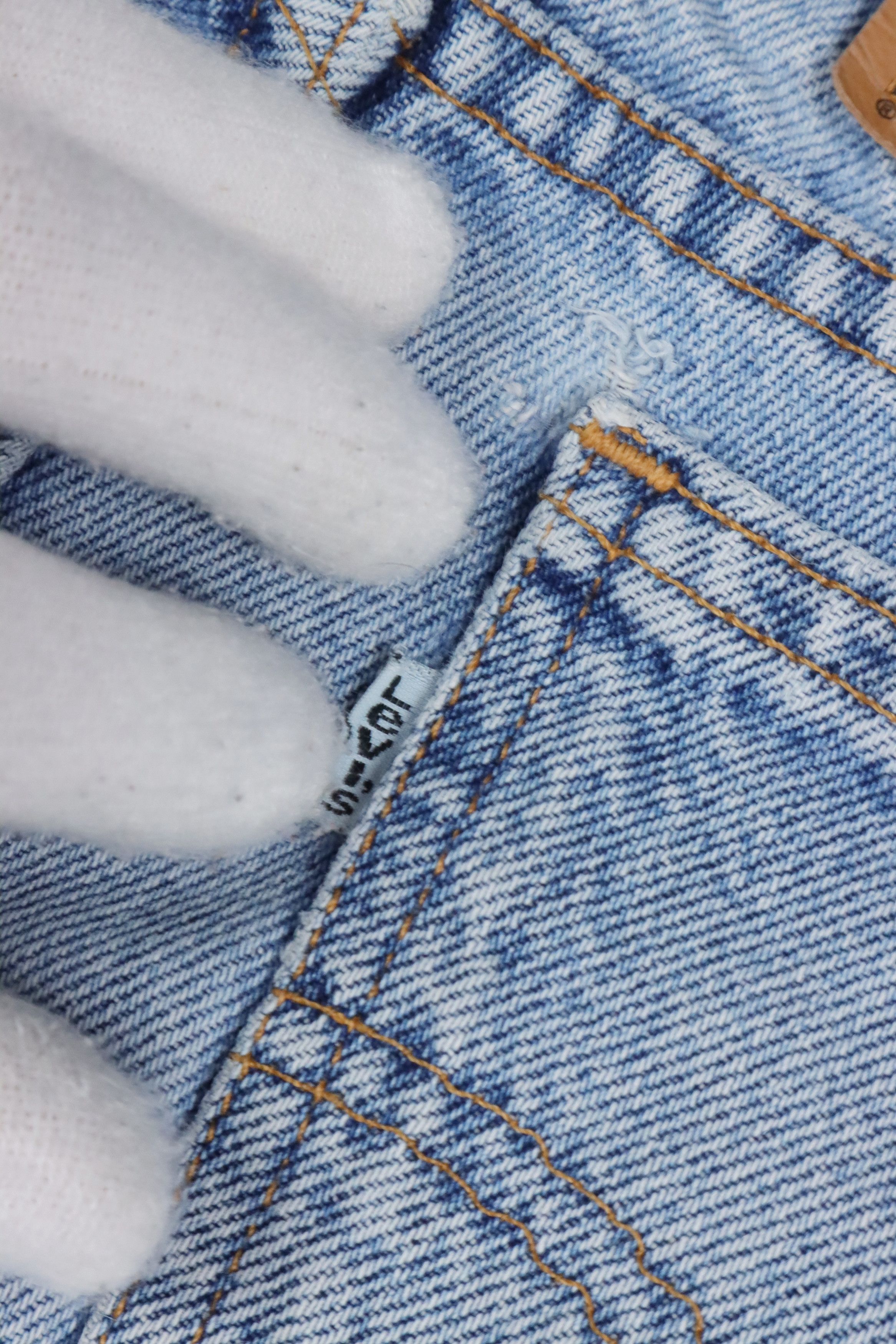 Levi's × Levi's Vintage Clothing × Vintage 90s Levis White Tab Light Wash Denim Jeans Size US 36 / EU 52 - 18 Thumbnail