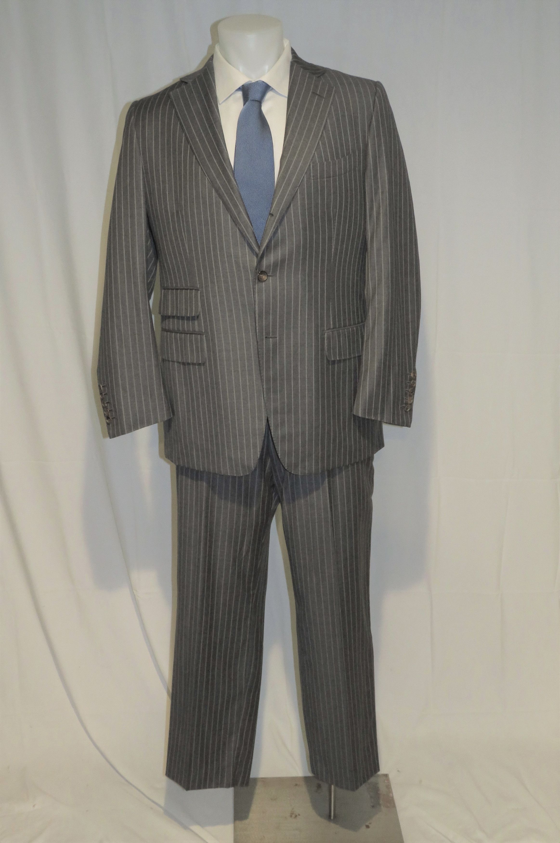 Base B Gray Striped Flat Front Three Roll Two Suit 46R