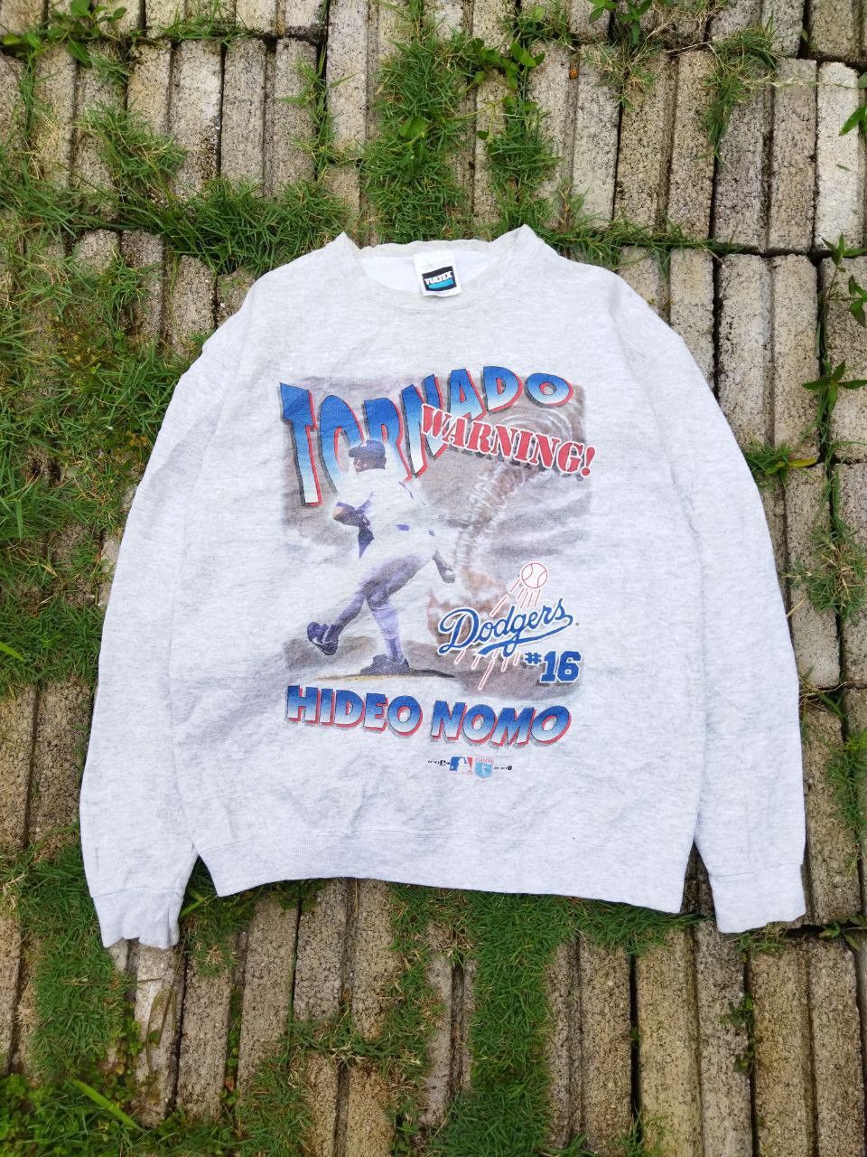 Vintage Vintage 90s Dodgers Hideo Nomo Sweatshirt Size US M / EU 48-50 / 2 - 1 Thumbnail