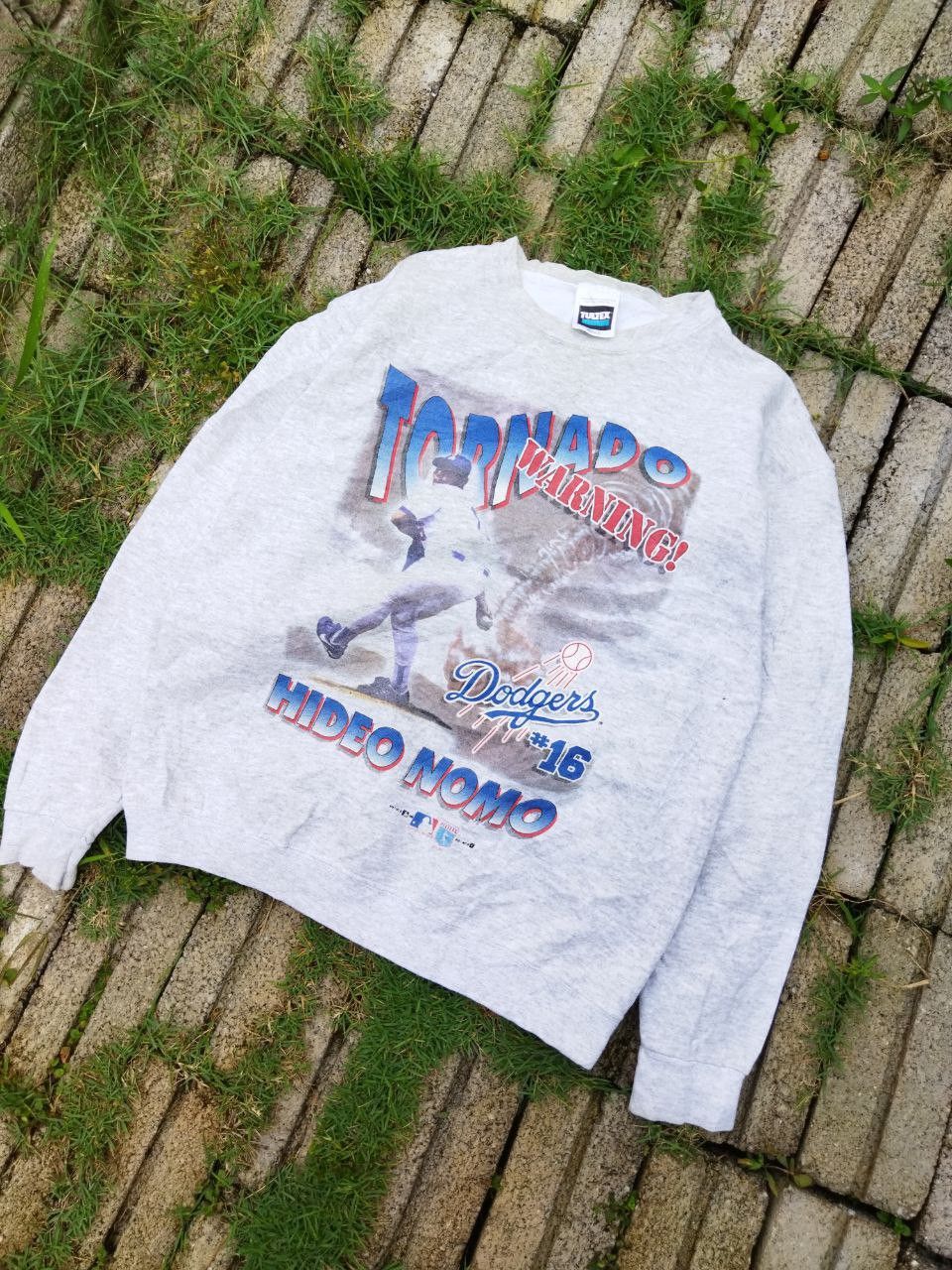 Vintage Vintage 90s Dodgers Hideo Nomo Sweatshirt Size US M / EU 48-50 / 2 - 2 Thumbnail