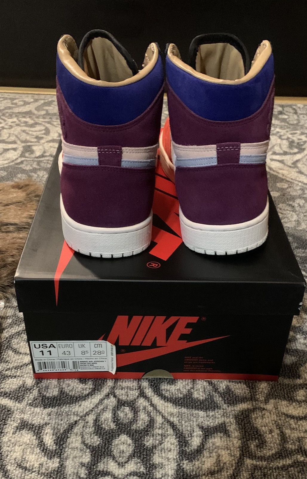 Jordan Brand Nike Jordan 1 court lux sz 9.5 in mens/11 in womens Size US 9.5 / EU 42-43 - 6 Thumbnail