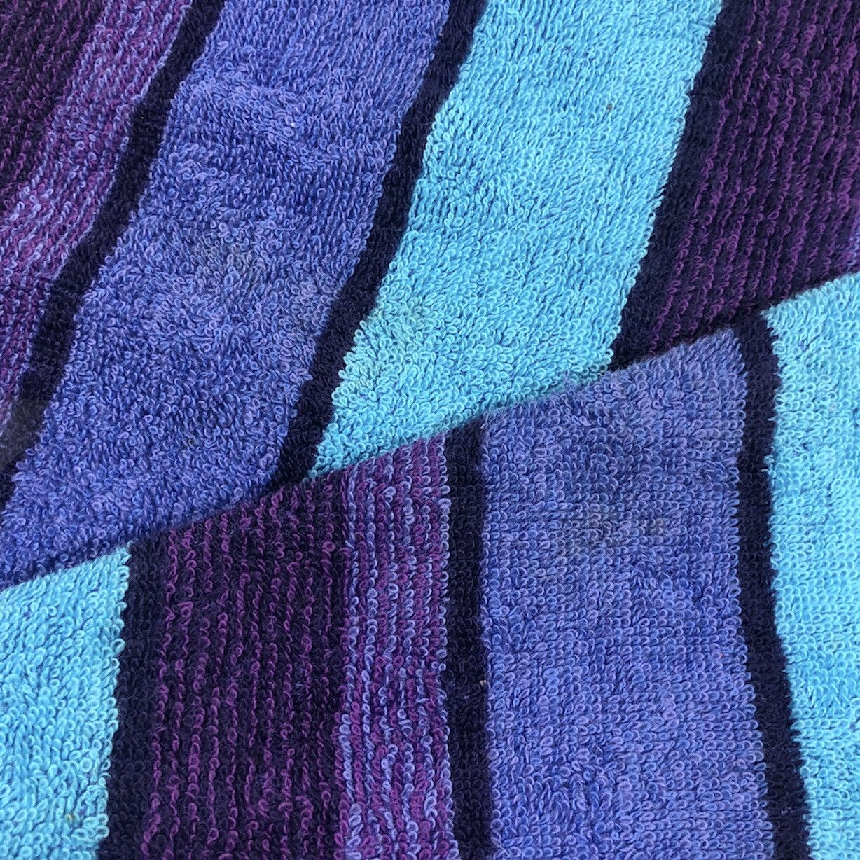Yves Saint Laurent YSL Yves Saint Laurent Designer Stripe Small Towel Size ONE SIZE - 4 Thumbnail