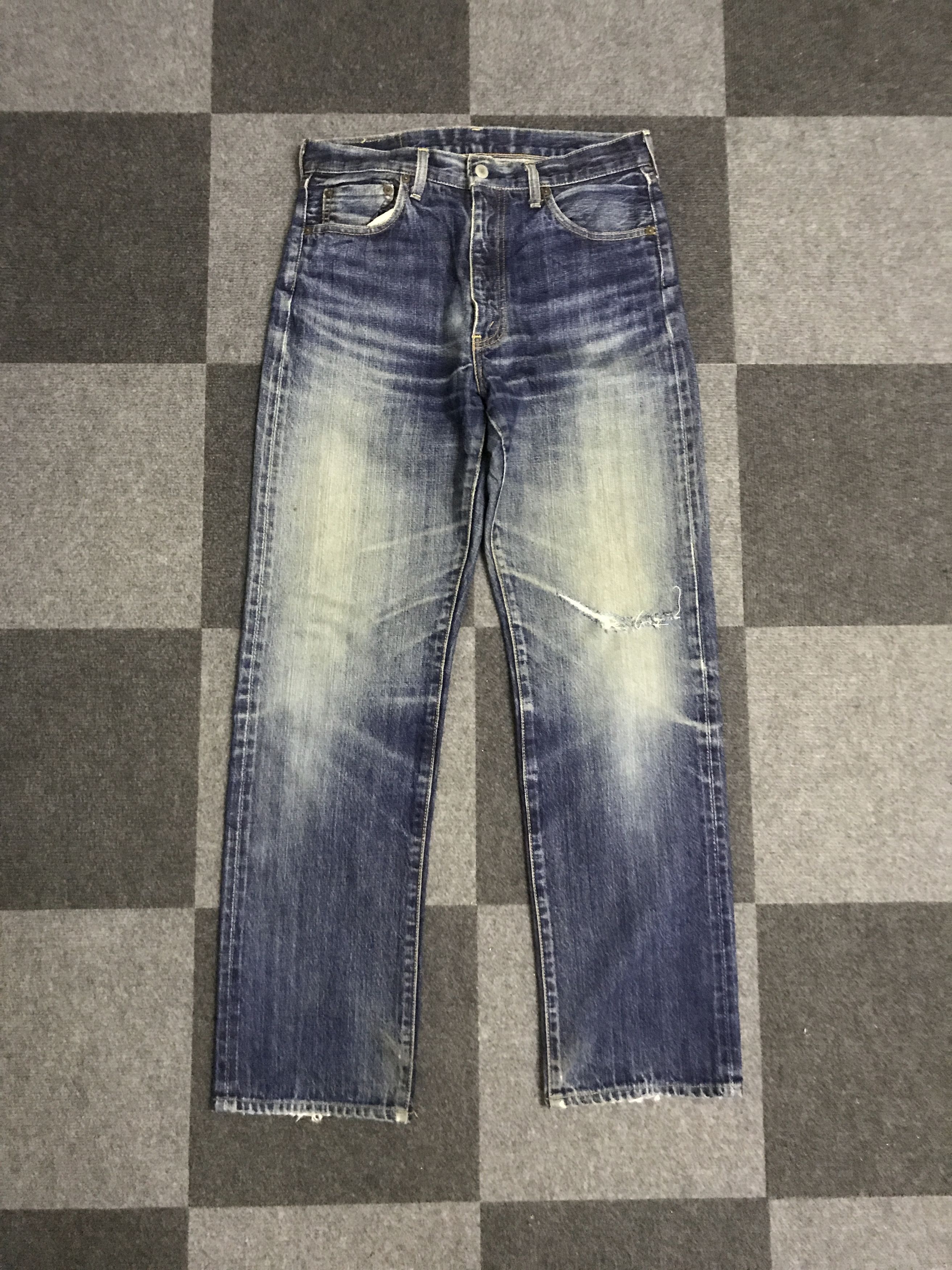 Levi's Vintage Clothing × Vintage VLEV113-RedLine Big E LEVIS 502 Distressed Jeans Size US 31 - 1 Thumbnail