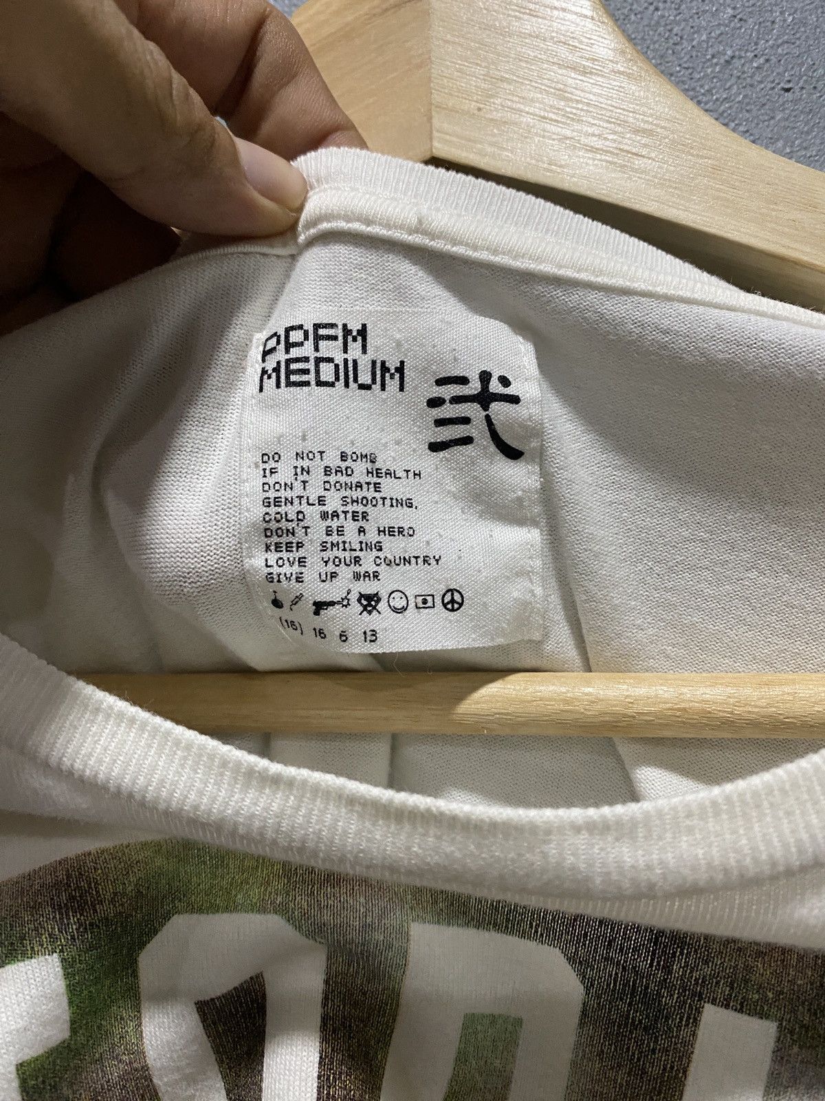 Designer × PPFM PPFM PHOTO TEE Size US M / EU 48-50 / 2 - 4 Thumbnail