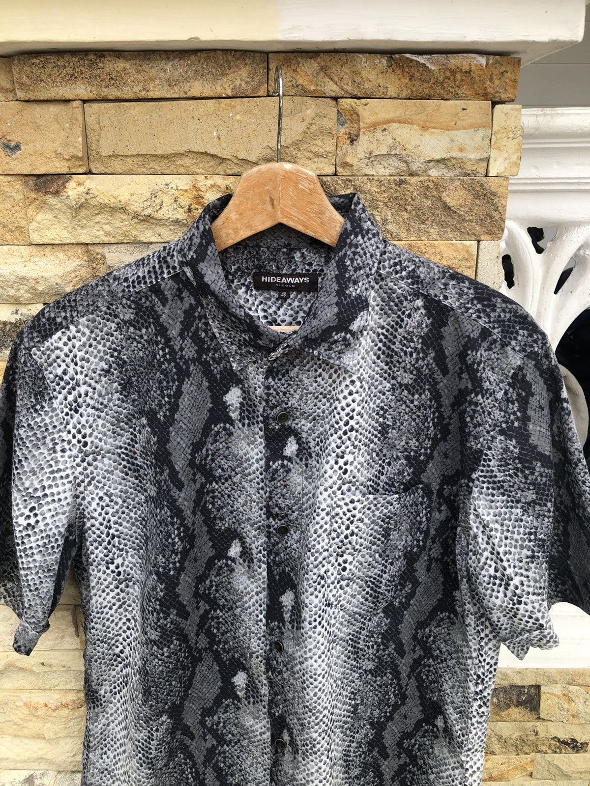 Japanese Brand Rare🔥Hideaways Nicole Snake Skin Design Shirt Button up Size US M / EU 48-50 / 2 - 3 Thumbnail
