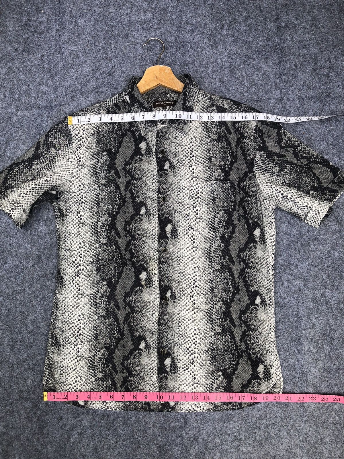 Japanese Brand Rare🔥Hideaways Nicole Snake Skin Design Shirt Button up Size US M / EU 48-50 / 2 - 12 Thumbnail