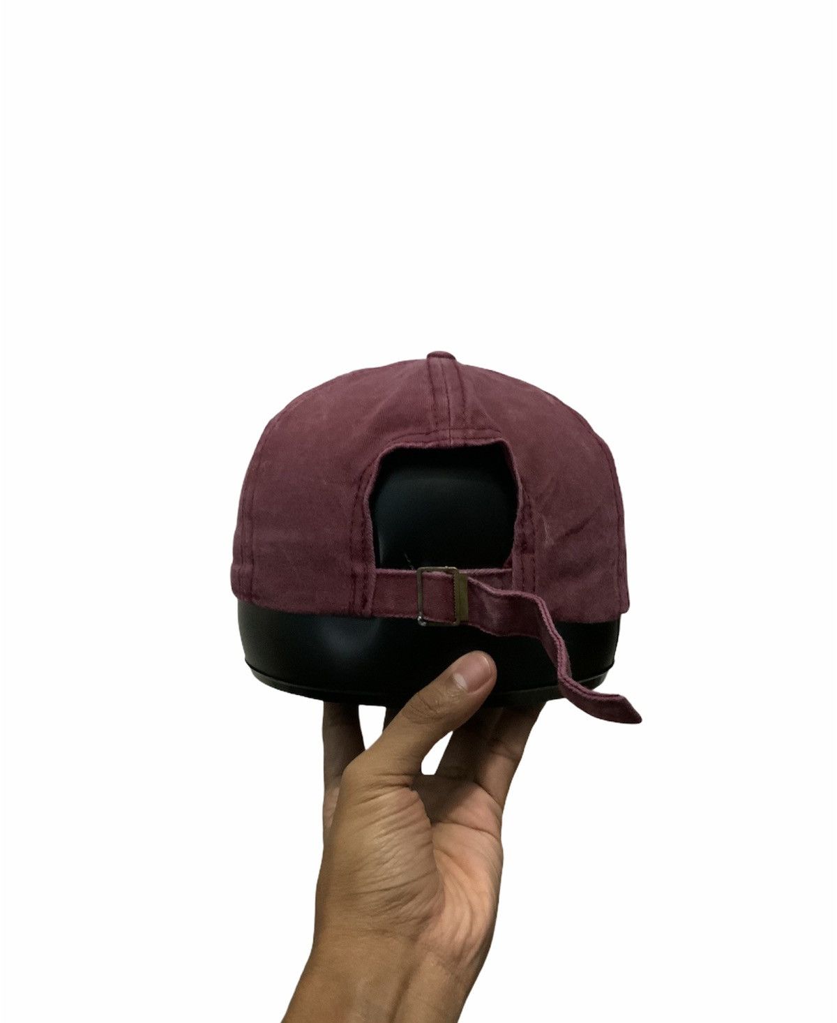 If Six Was Nine Its not me Its you Maroon Hat Size ONE SIZE - 4 Thumbnail