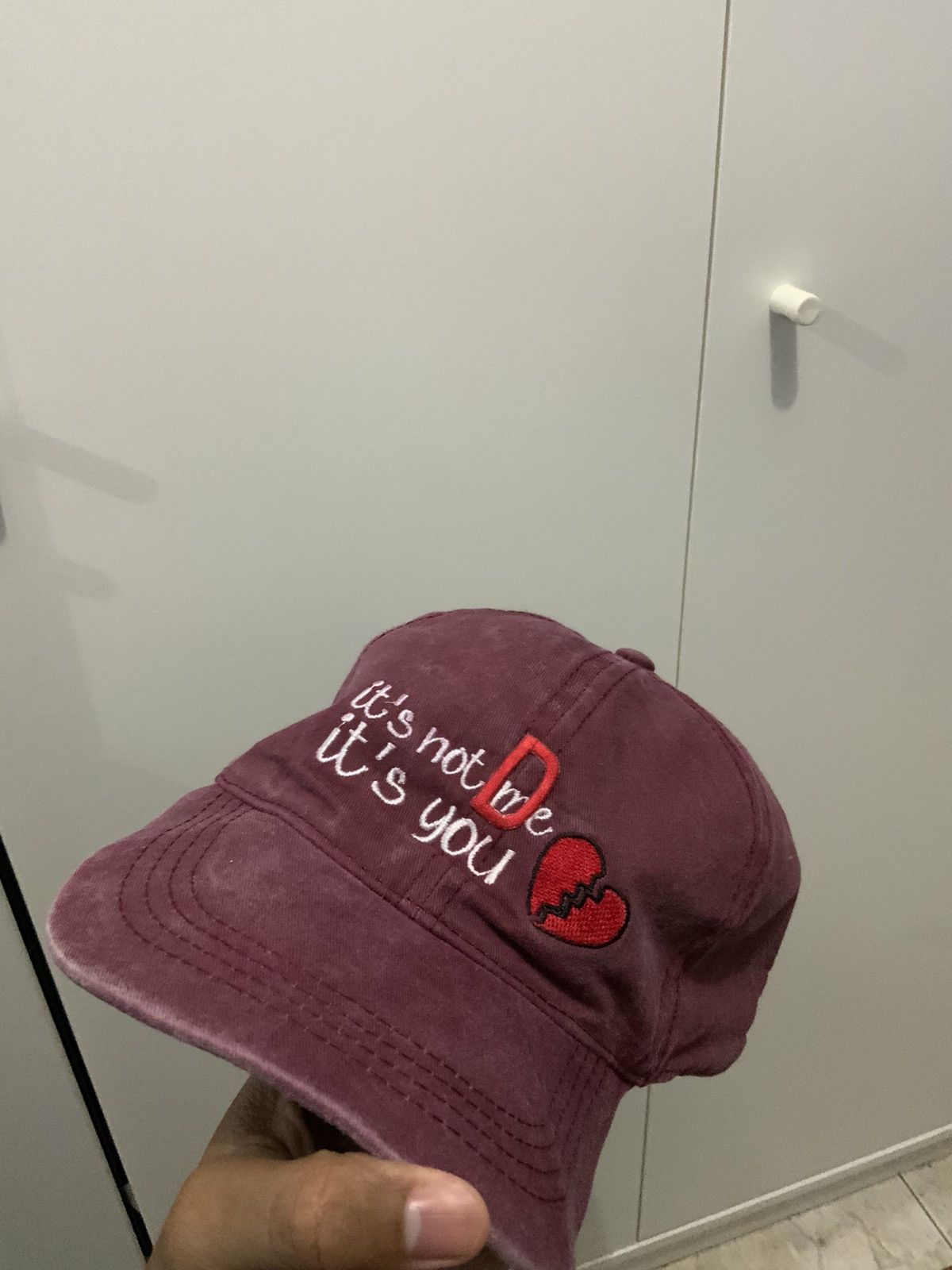 If Six Was Nine Its not me Its you Maroon Hat Size ONE SIZE - 12 Thumbnail