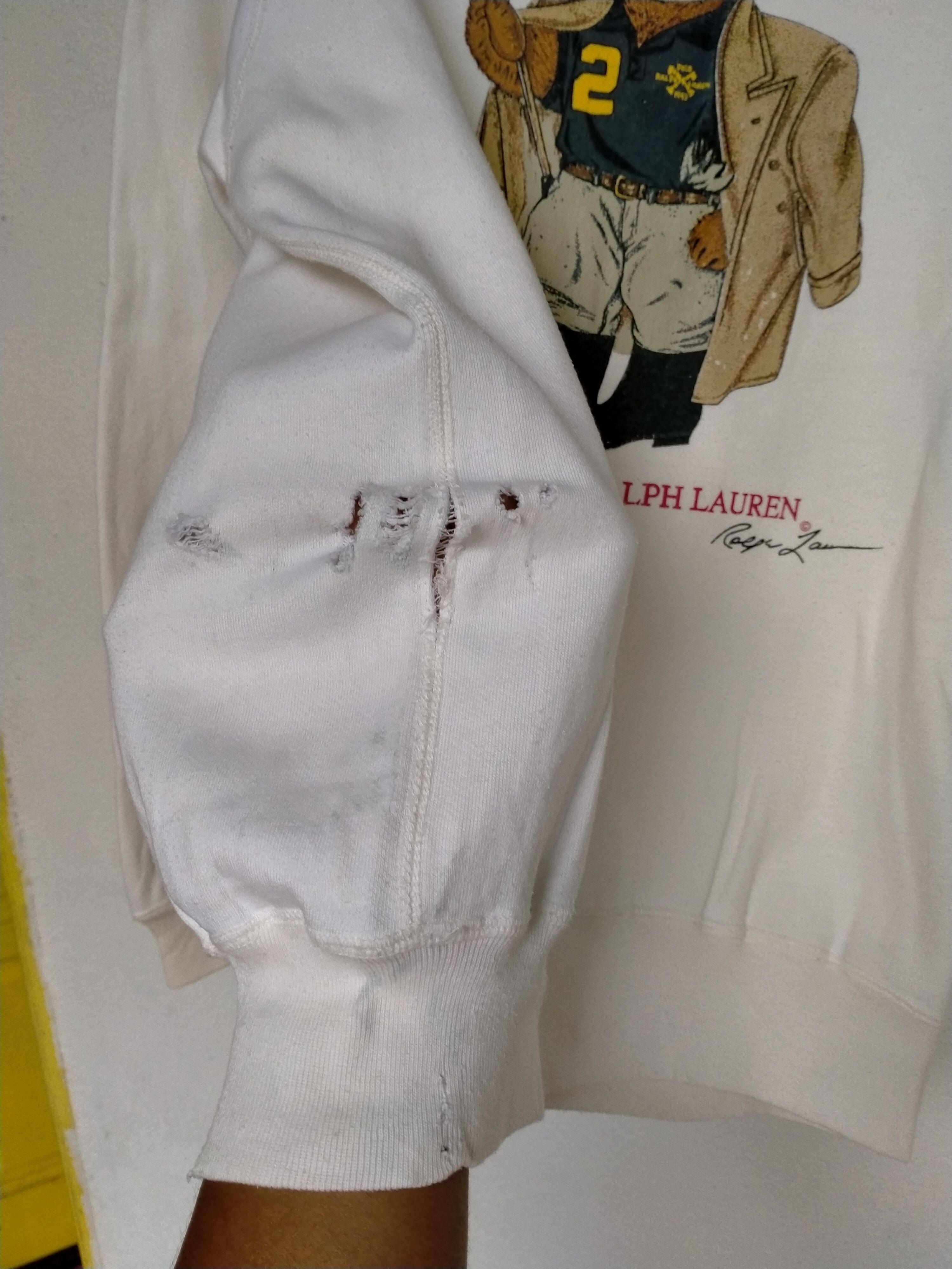 Polo Ralph Lauren Vintage Distressed Polo Bear Sweatshirt by Raplh Lauren Size US M / EU 48-50 / 2 - 10 Thumbnail