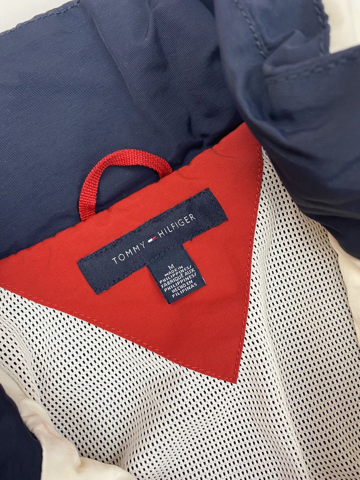 Tommy Hilfiger Mens Tommy Hilfiger Waterproof Windbreaker Jacket size M Size US M / EU 48-50 / 2 - 3 Thumbnail