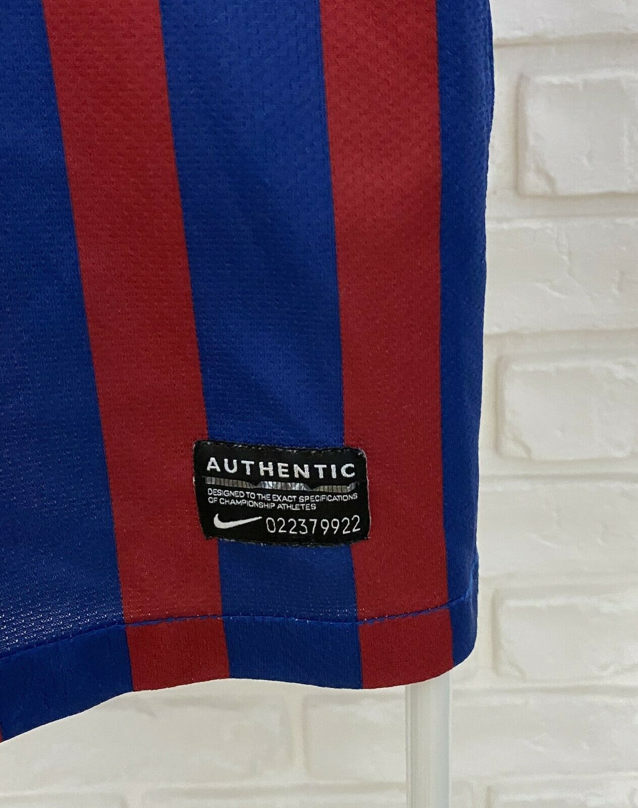 Nike BARCELONA FC 2011 2012 HOME FOOTBALL SHIRT LONG SLEEVE S Size US S / EU 44-46 / 1 - 6 Thumbnail