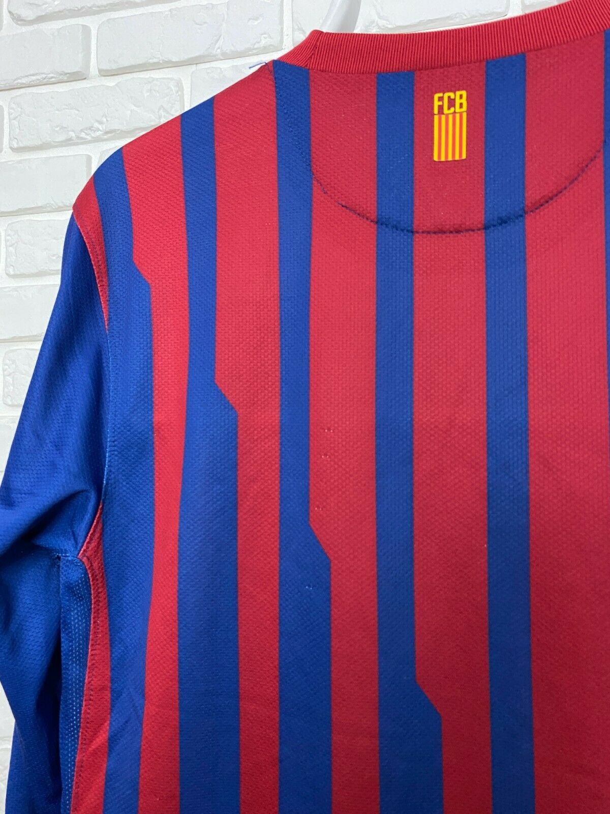 Nike BARCELONA FC 2011 2012 HOME FOOTBALL SHIRT LONG SLEEVE S Size US S / EU 44-46 / 1 - 8 Thumbnail