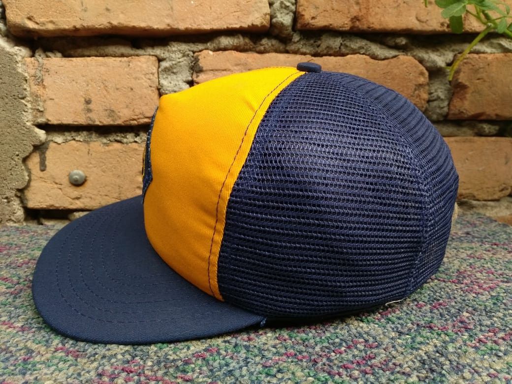 Vintage Vintage Wolf Trucker Hat Cap Size ONE SIZE - 3 Thumbnail