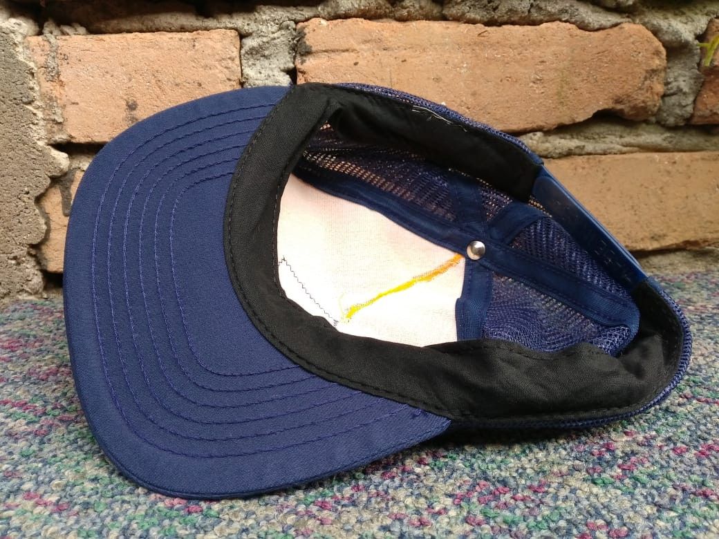 Vintage Vintage Wolf Trucker Hat Cap Size ONE SIZE - 4 Thumbnail